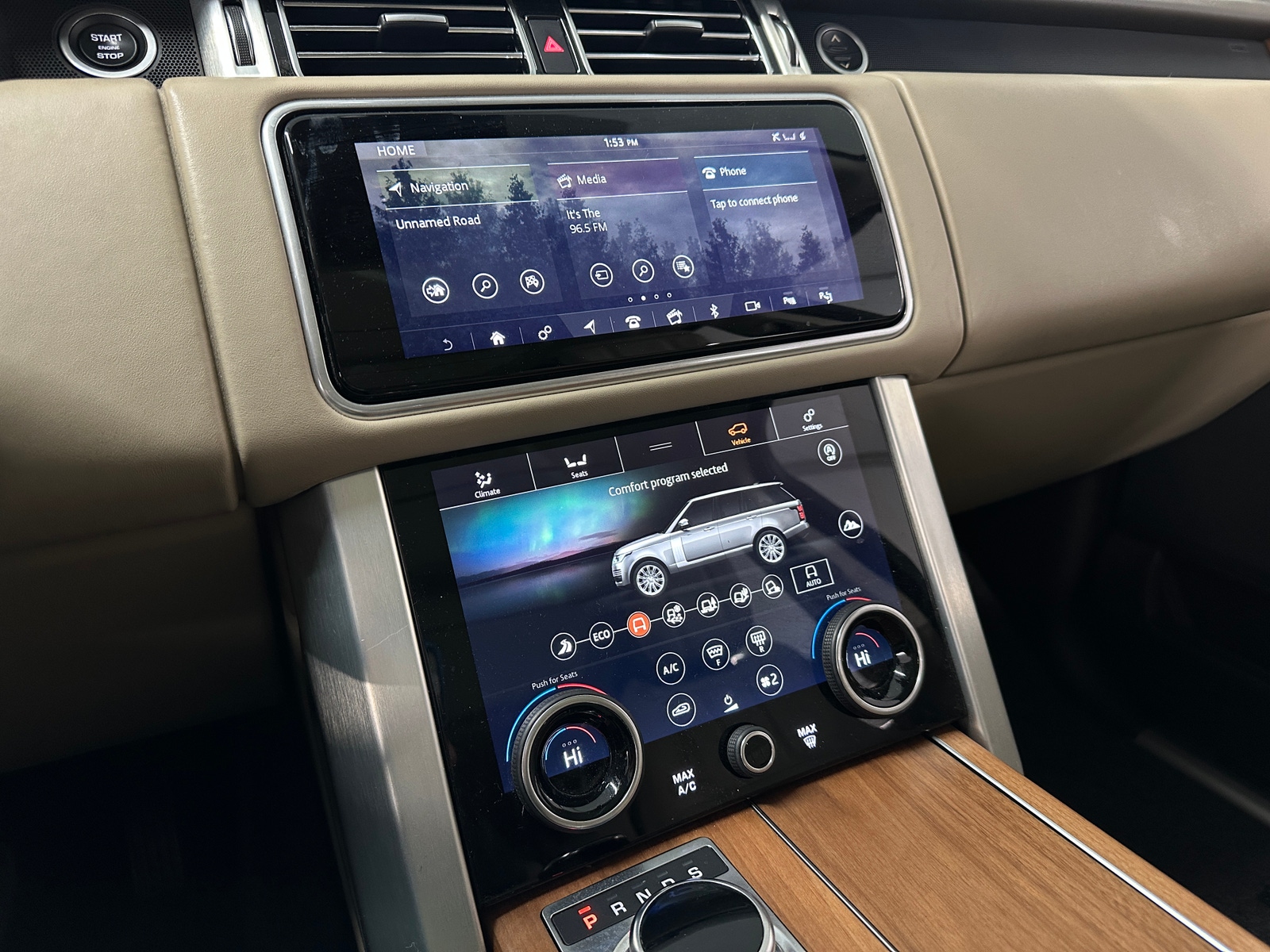 Thumbnail: 2020 Land Rover Range Rover - 3