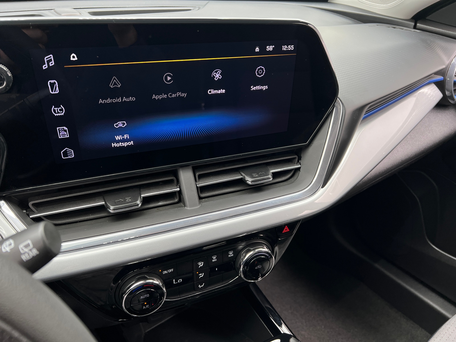 Thumbnail: 2025 Chevrolet Trax - 4