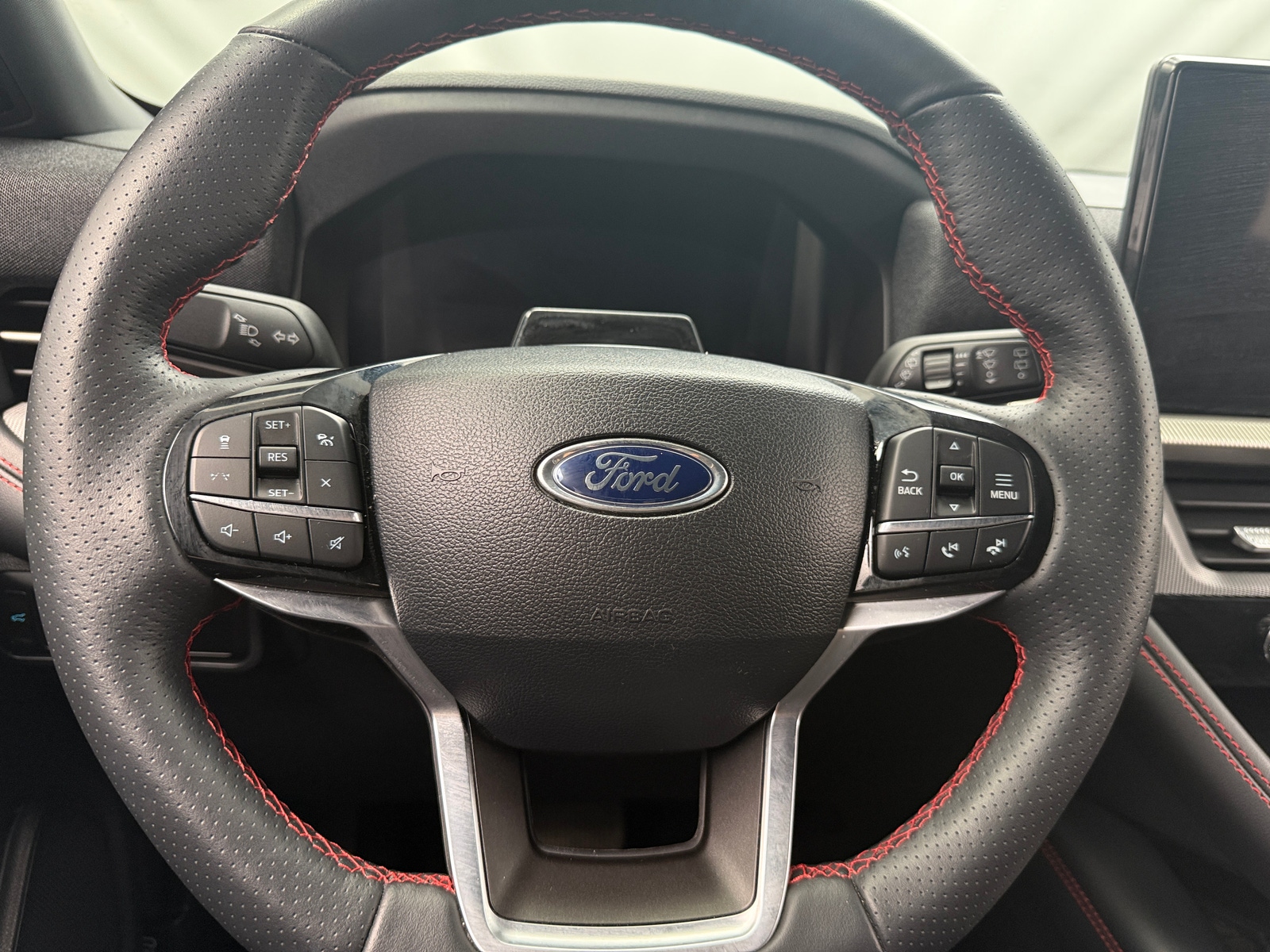 Thumbnail: 2025 Ford Explorer - 5