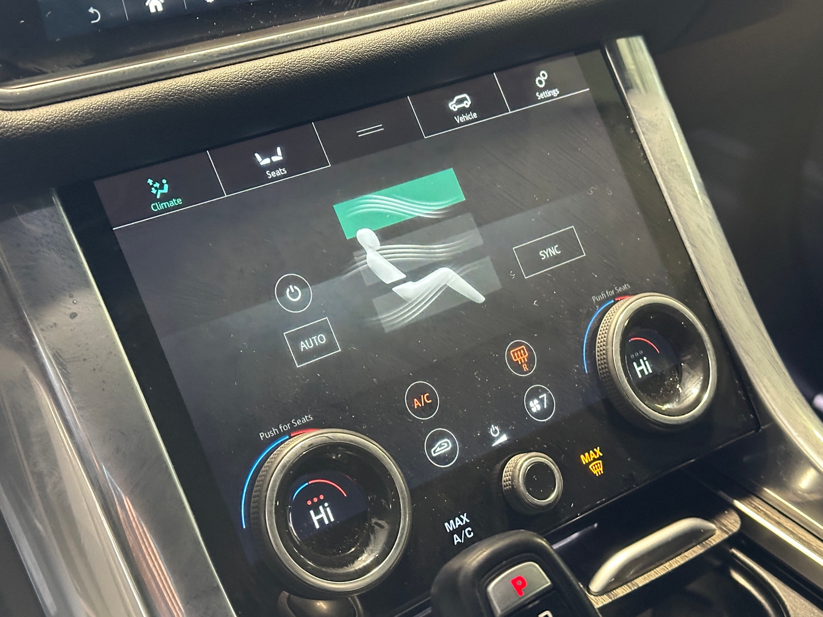 Thumbnail: 2018 Land Rover Range Rover Sport - 3