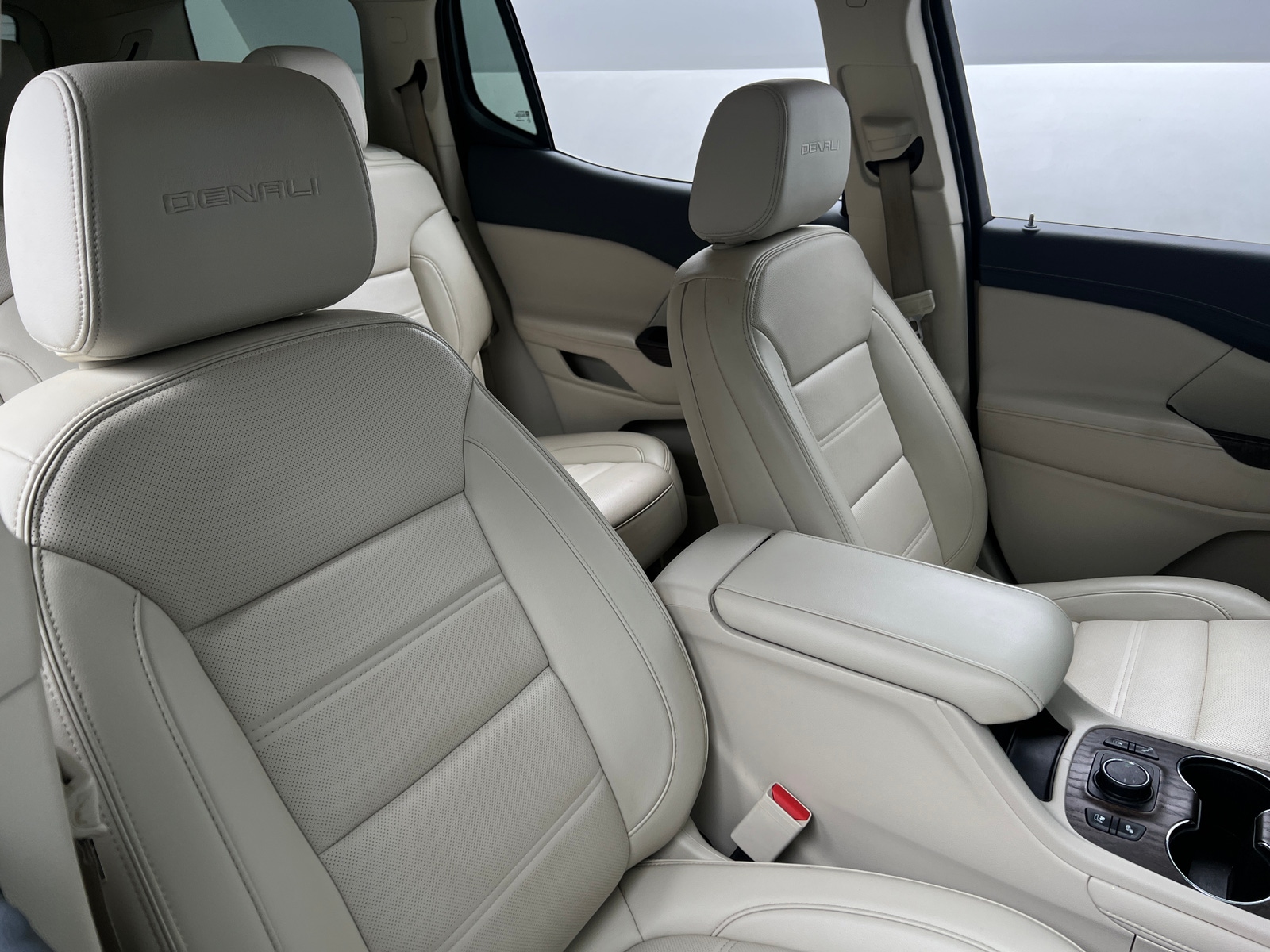 Thumbnail: 2023 GMC Acadia - 2