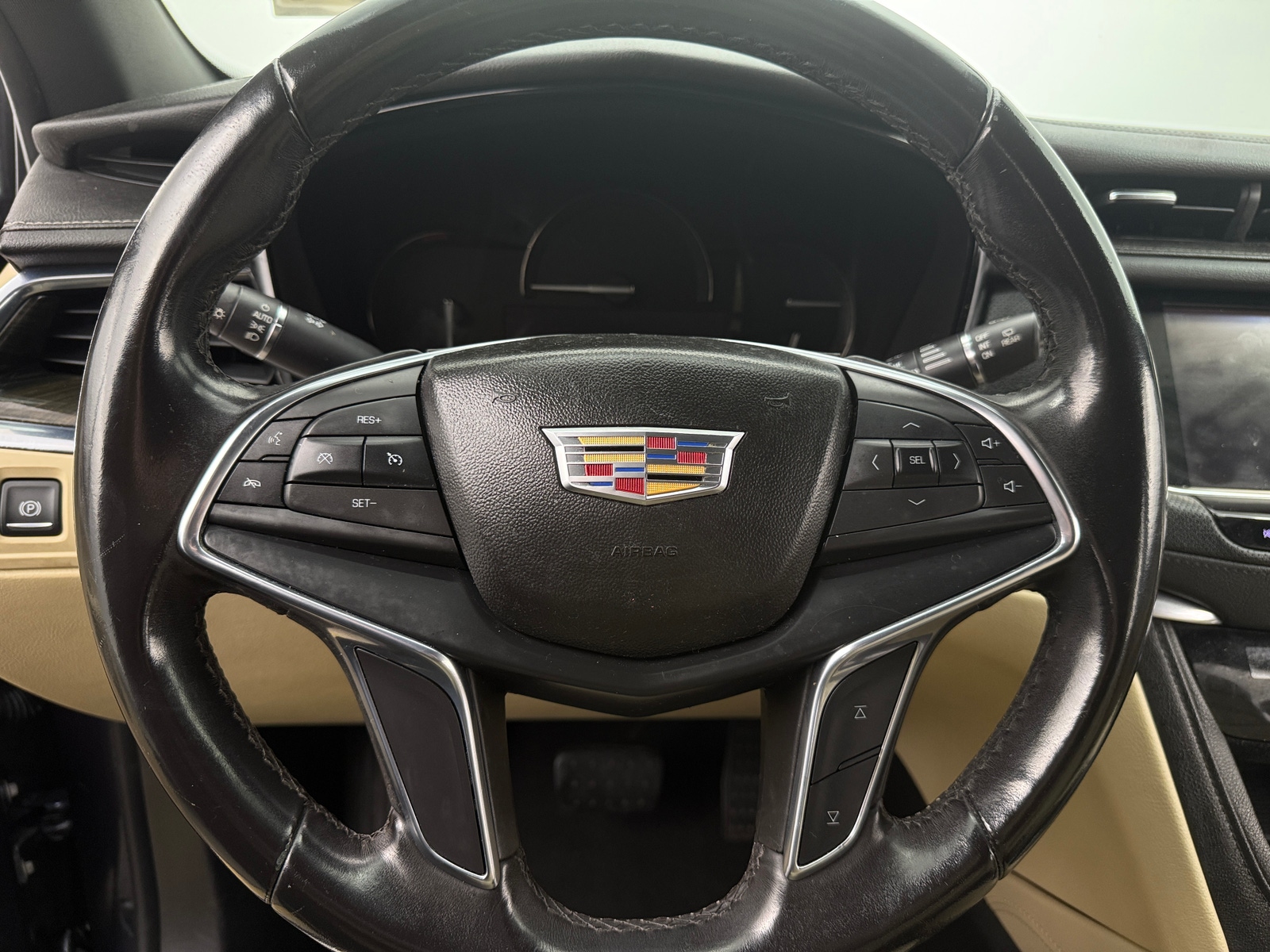 Thumbnail: 2018 Cadillac XT5 - 4