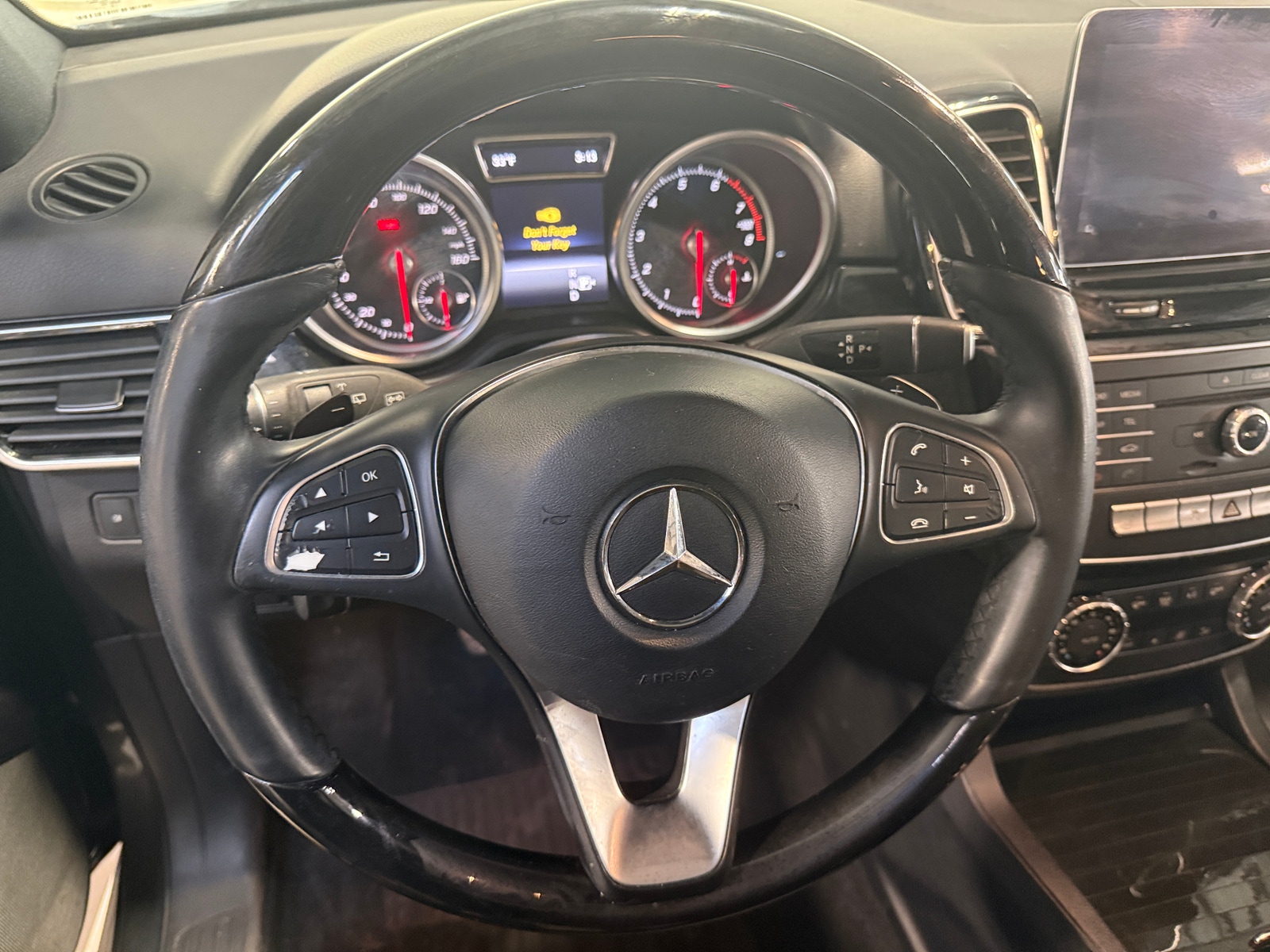 Thumbnail: 2018 Mercedes-Benz GLE - 4