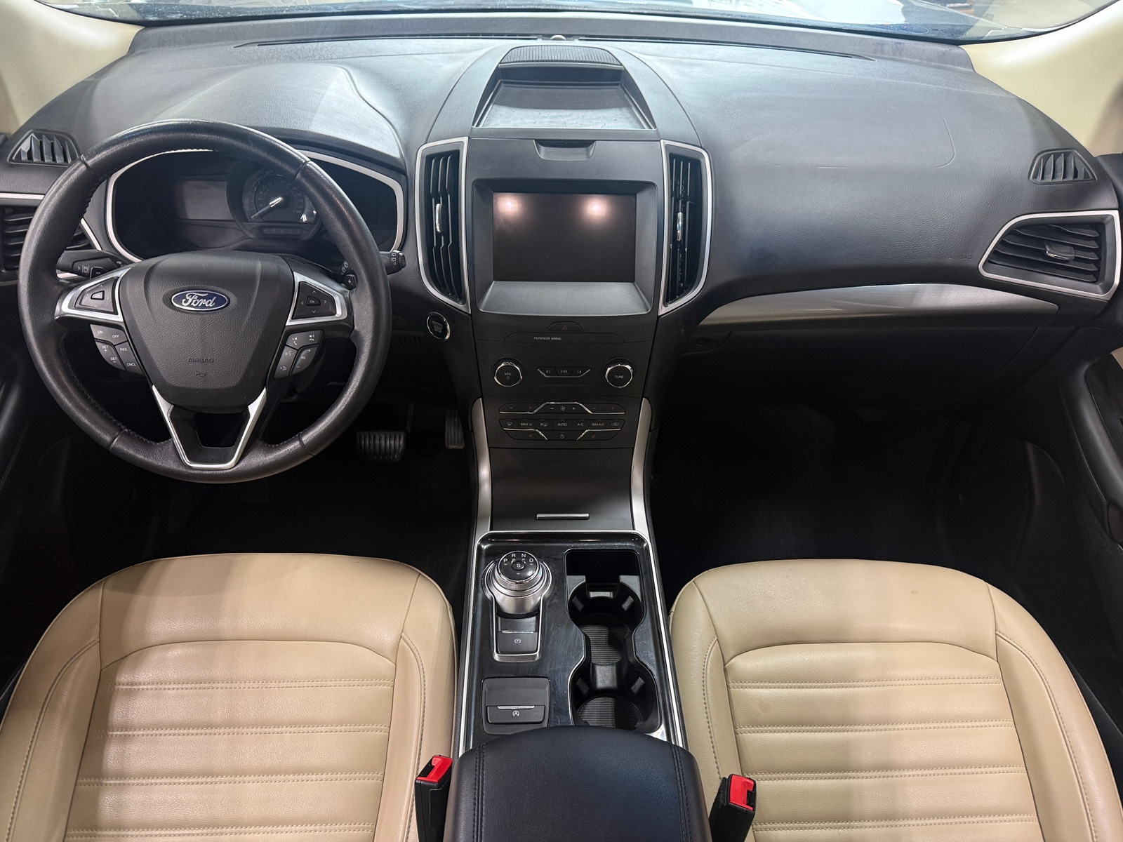 Thumbnail: 2020 Ford Edge - 2