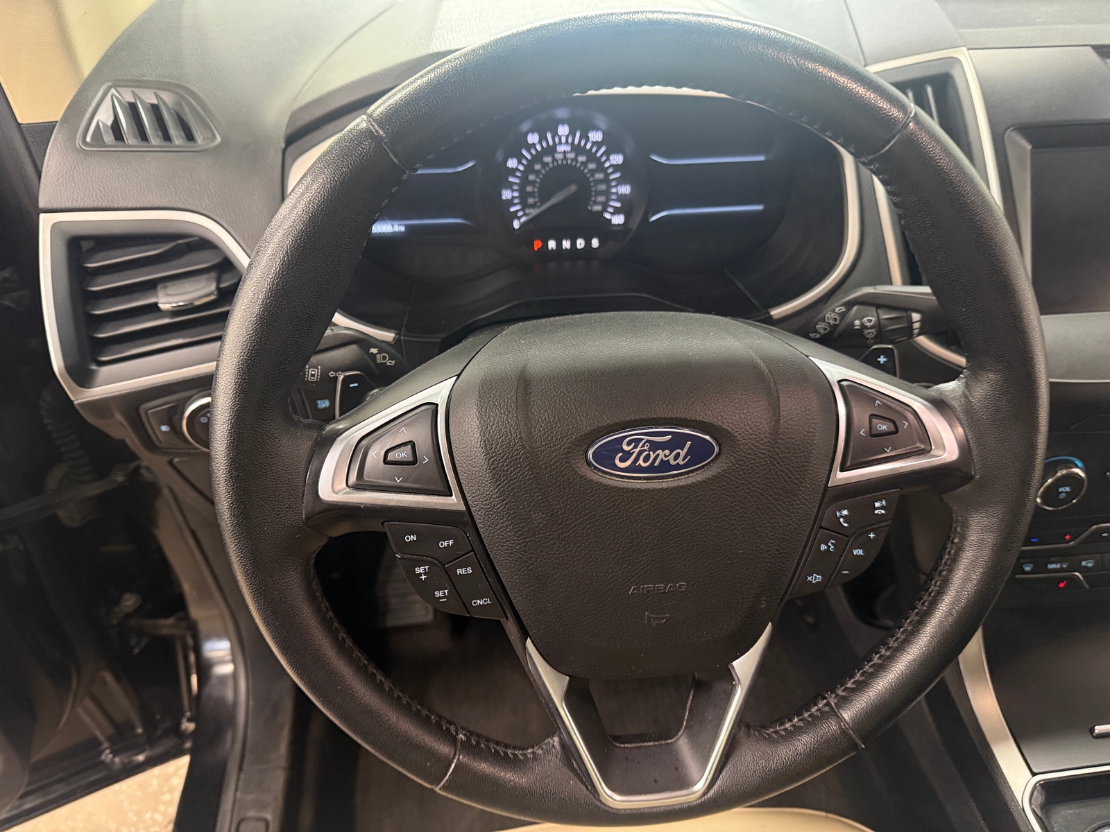 Thumbnail: 2020 Ford Edge - 4