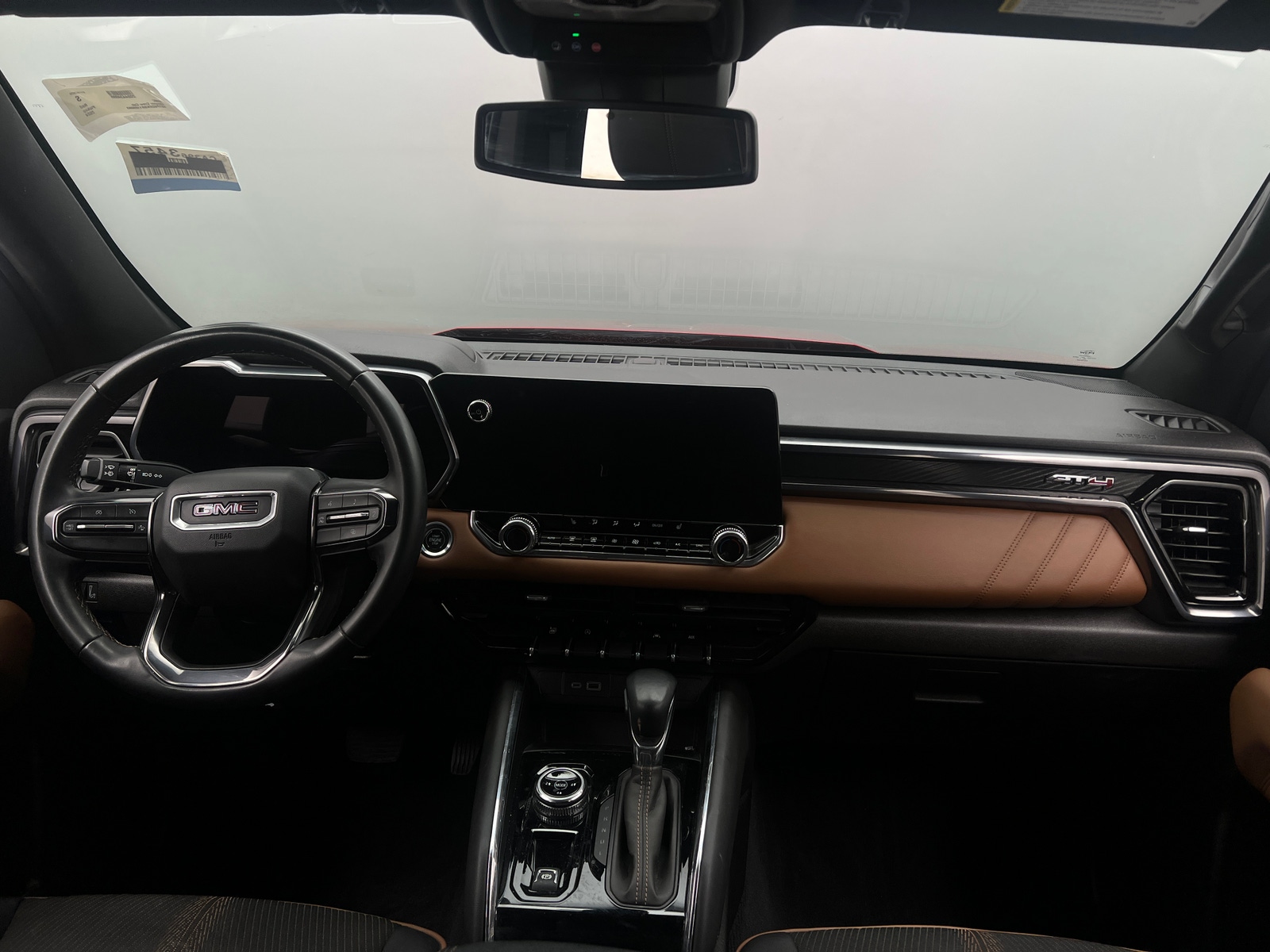 Thumbnail: 2024 GMC Canyon - 3