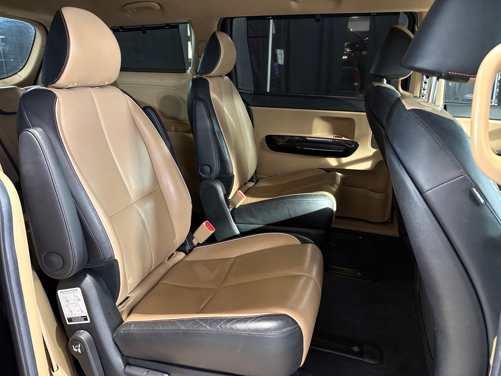 Thumbnail: 2018 Kia Sedona - 5