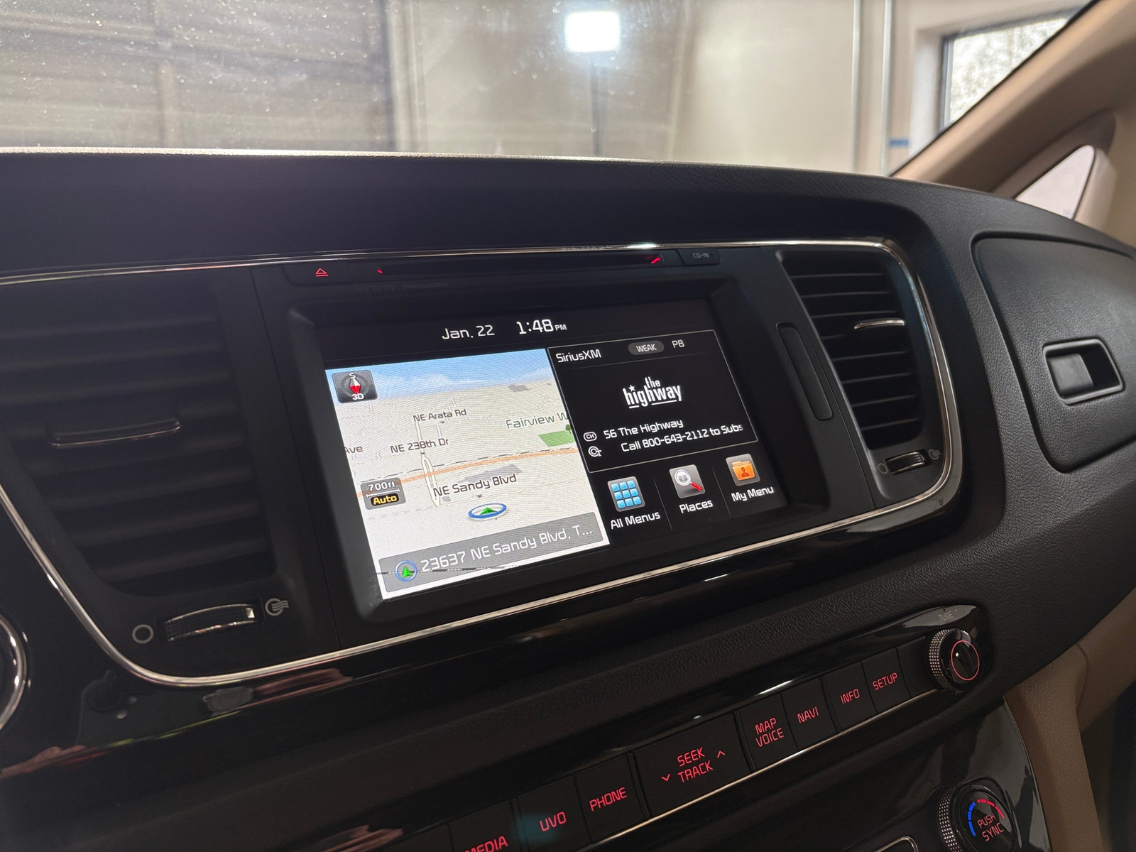 Thumbnail: 2018 Kia Sedona - 3