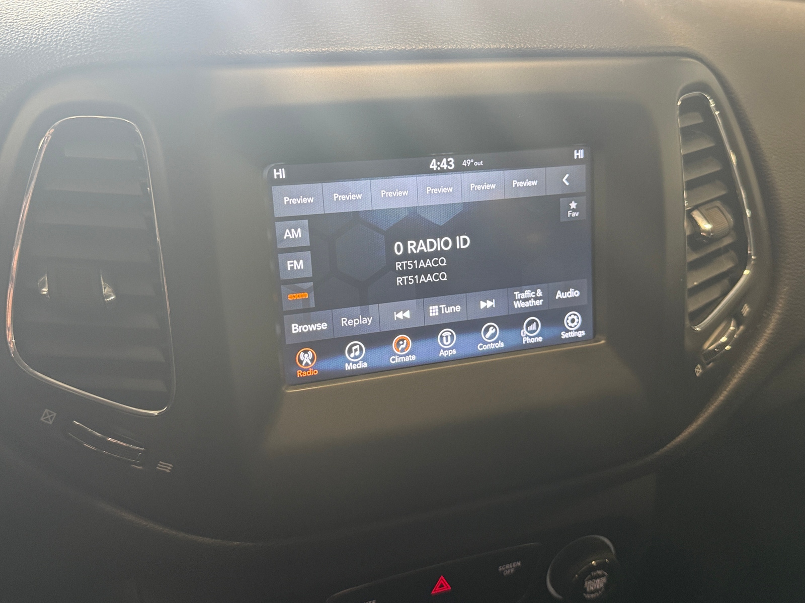 Thumbnail: 2017 Jeep Compass - 4