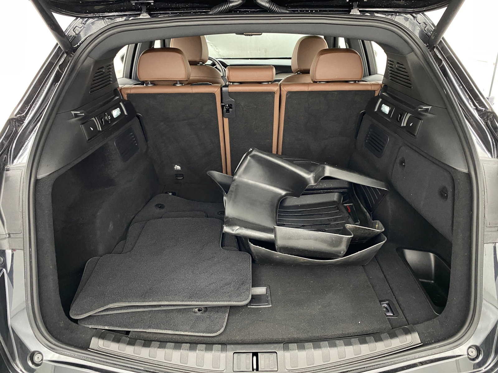 Thumbnail: 2022 Alfa Romeo Stelvio - 6