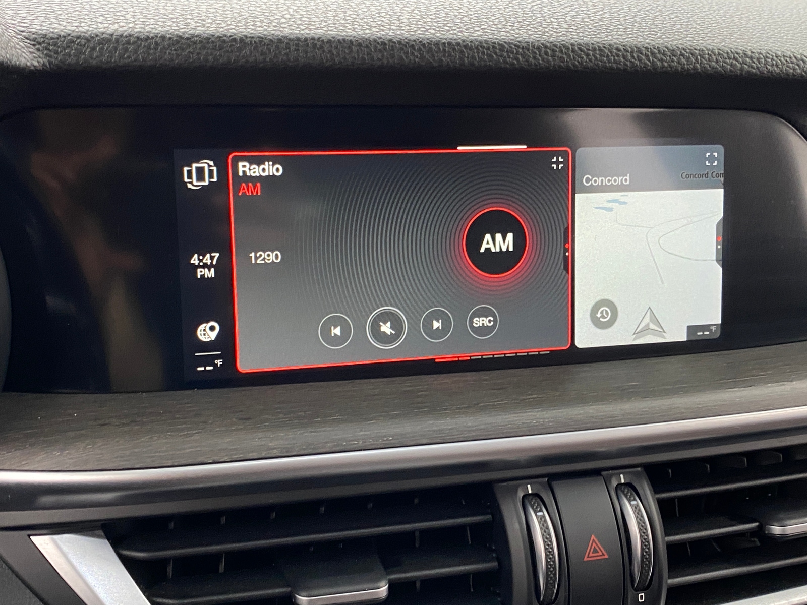 Thumbnail: 2022 Alfa Romeo Stelvio - 3