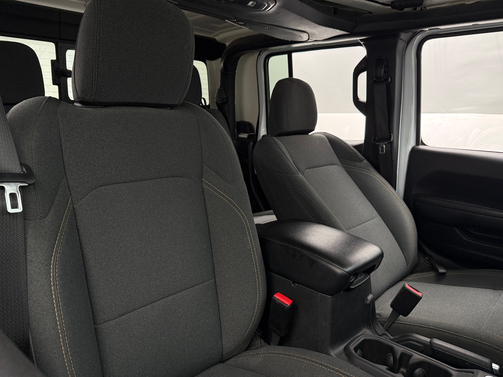 Thumbnail: 2025 Jeep Gladiator - 2