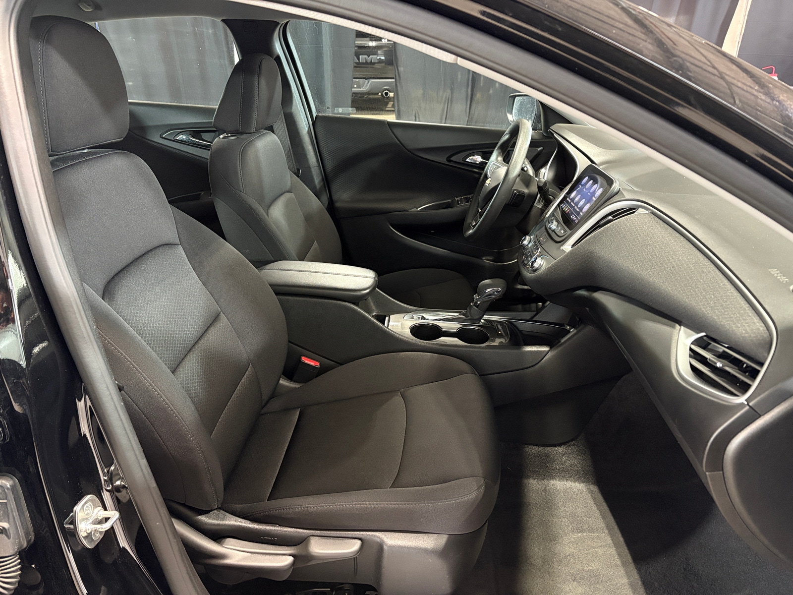 Thumbnail: 2024 Chevrolet Malibu - 2