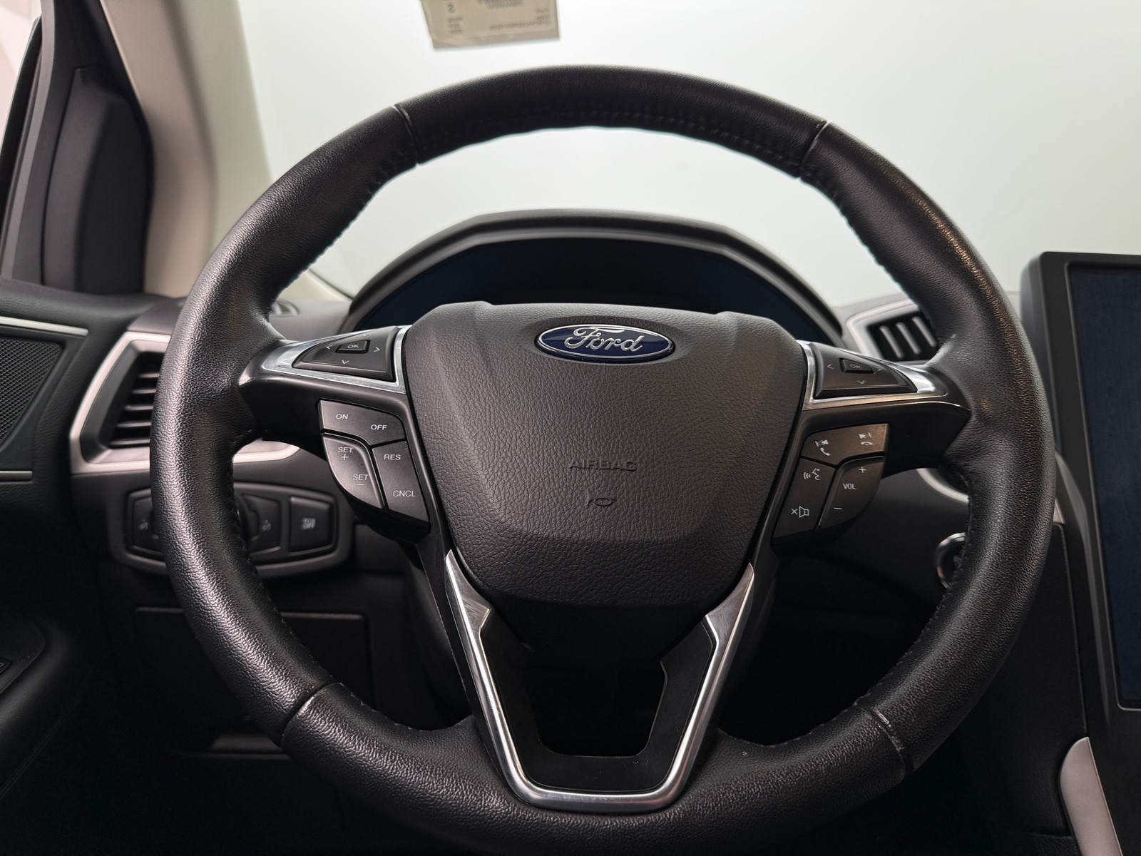 Thumbnail: 2024 Ford Edge - 4