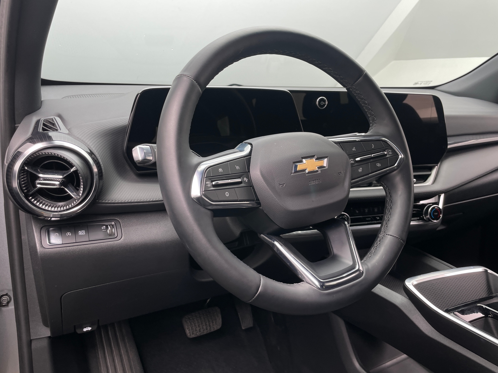 Thumbnail: 2025 Chevrolet Equinox - 5