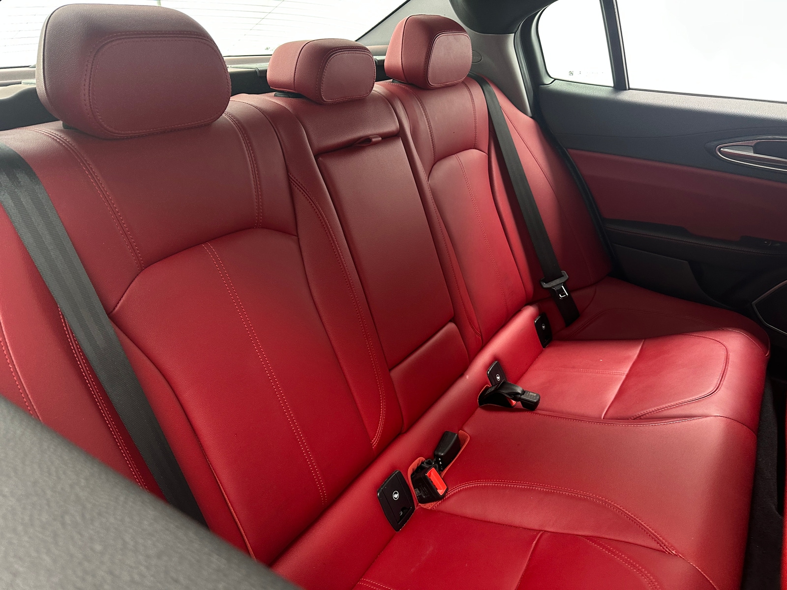 Thumbnail: 2020 Alfa Romeo Giulia - 5