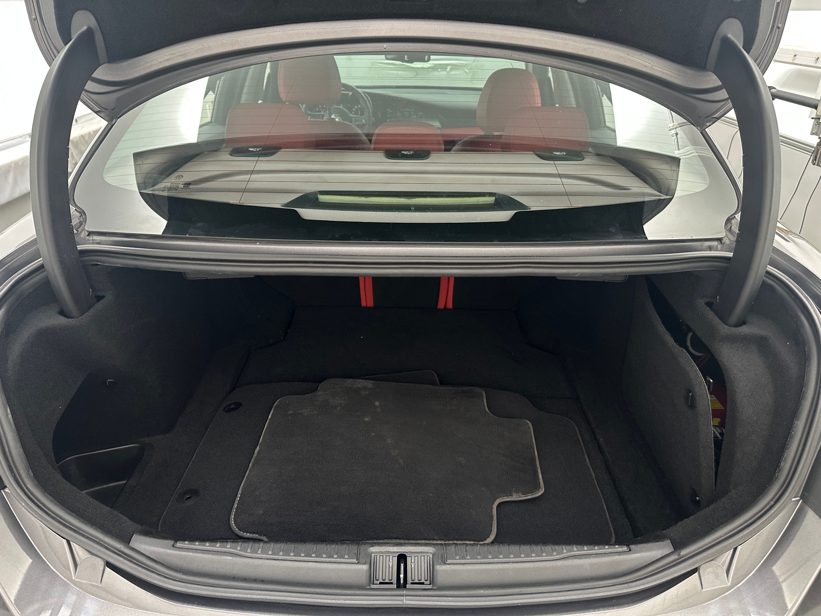 Thumbnail: 2020 Alfa Romeo Giulia - 6