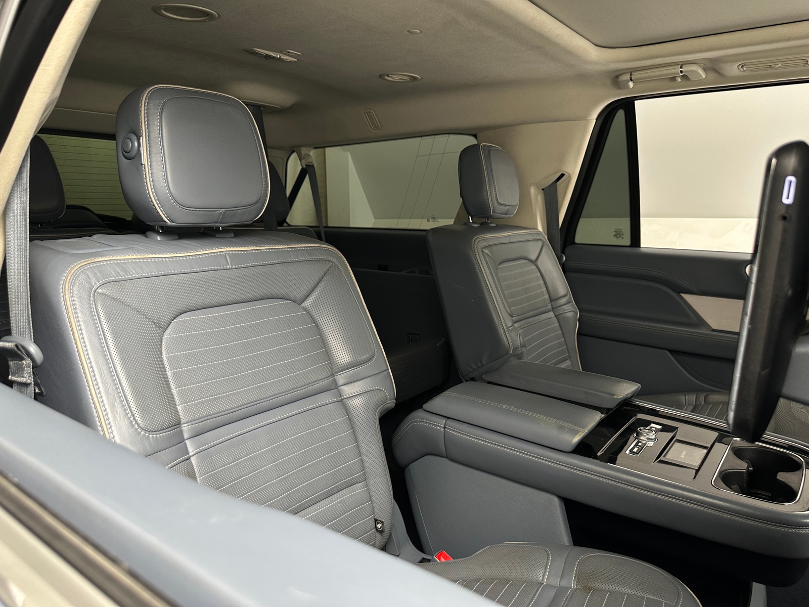 Thumbnail: 2018 Lincoln Navigator L - 5