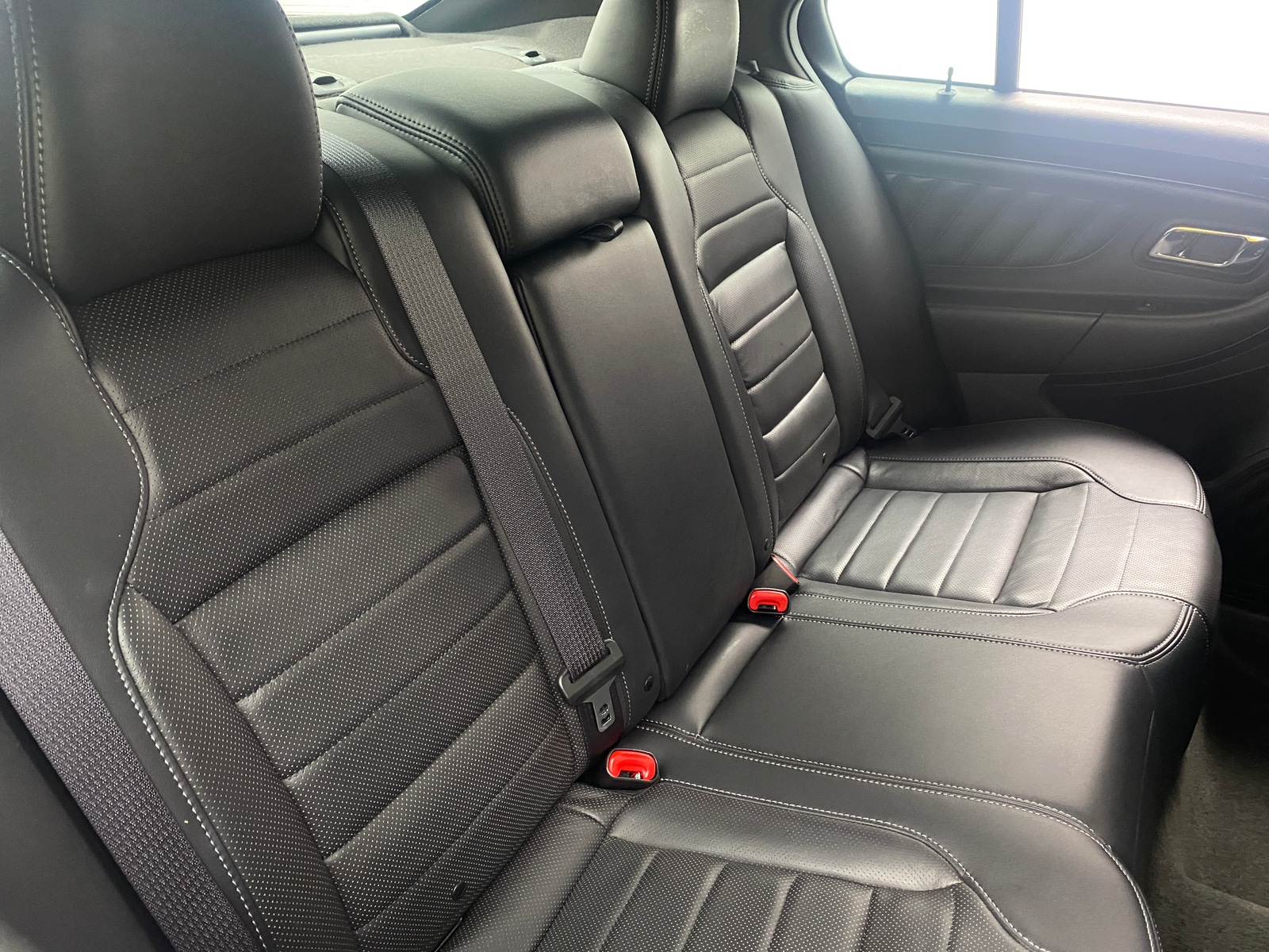 Thumbnail: 2013 Ford Taurus - 5