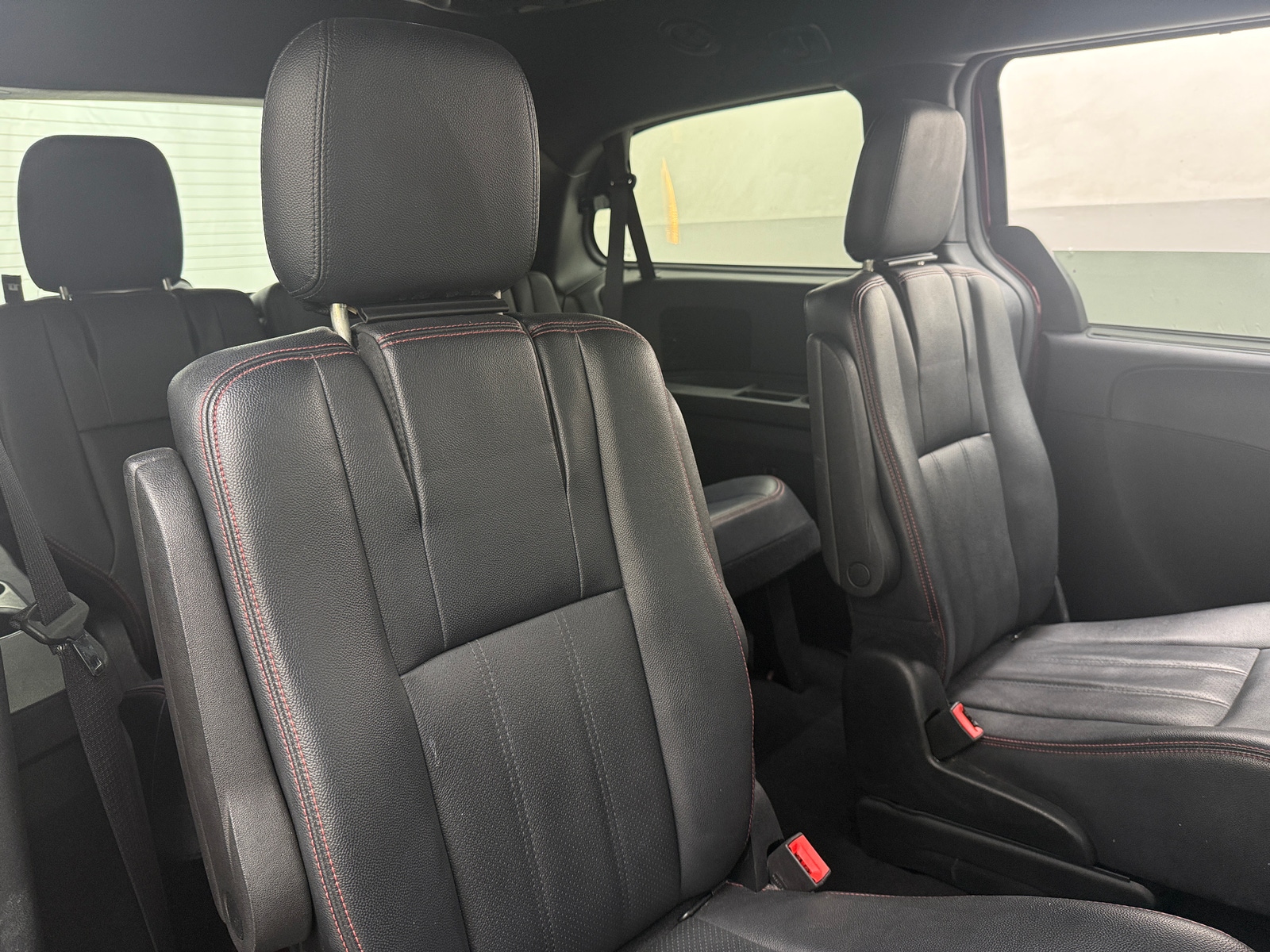 Thumbnail: 2018 Dodge Grand Caravan - 6