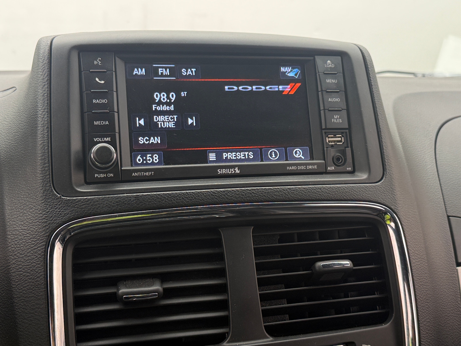 Thumbnail: 2018 Dodge Grand Caravan - 4