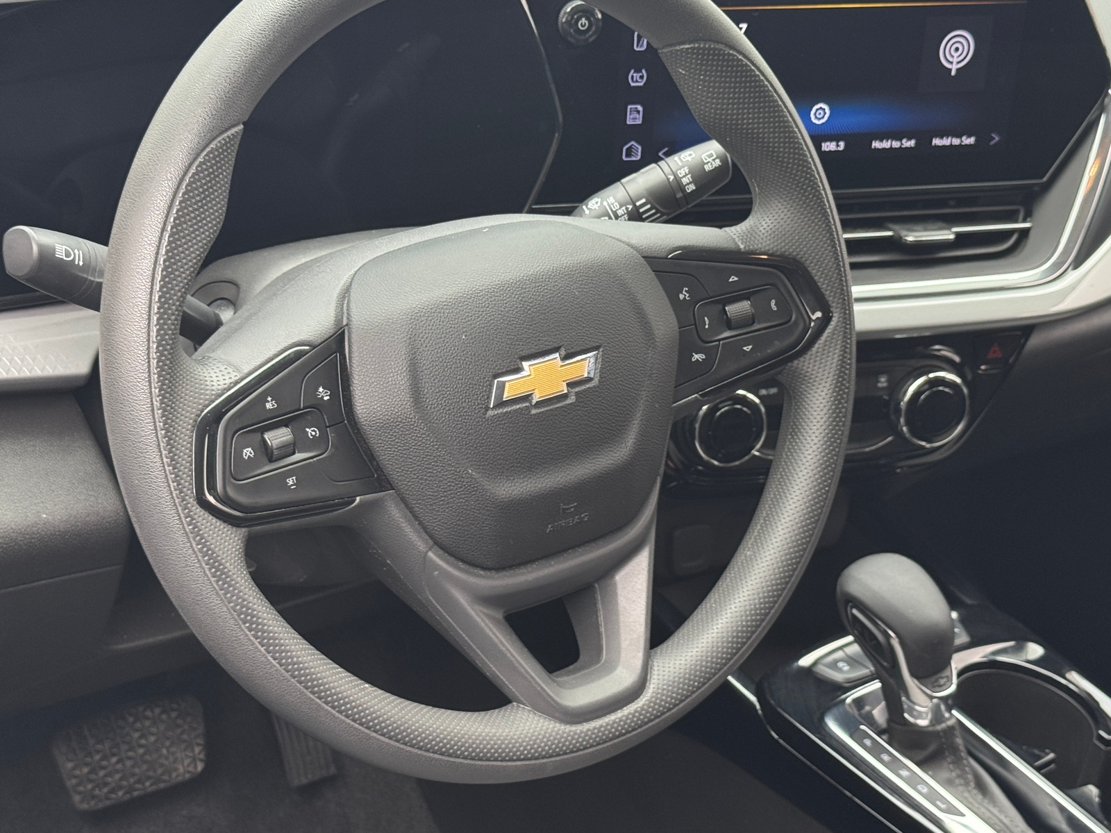 Thumbnail: 2025 Chevrolet Trax - 5