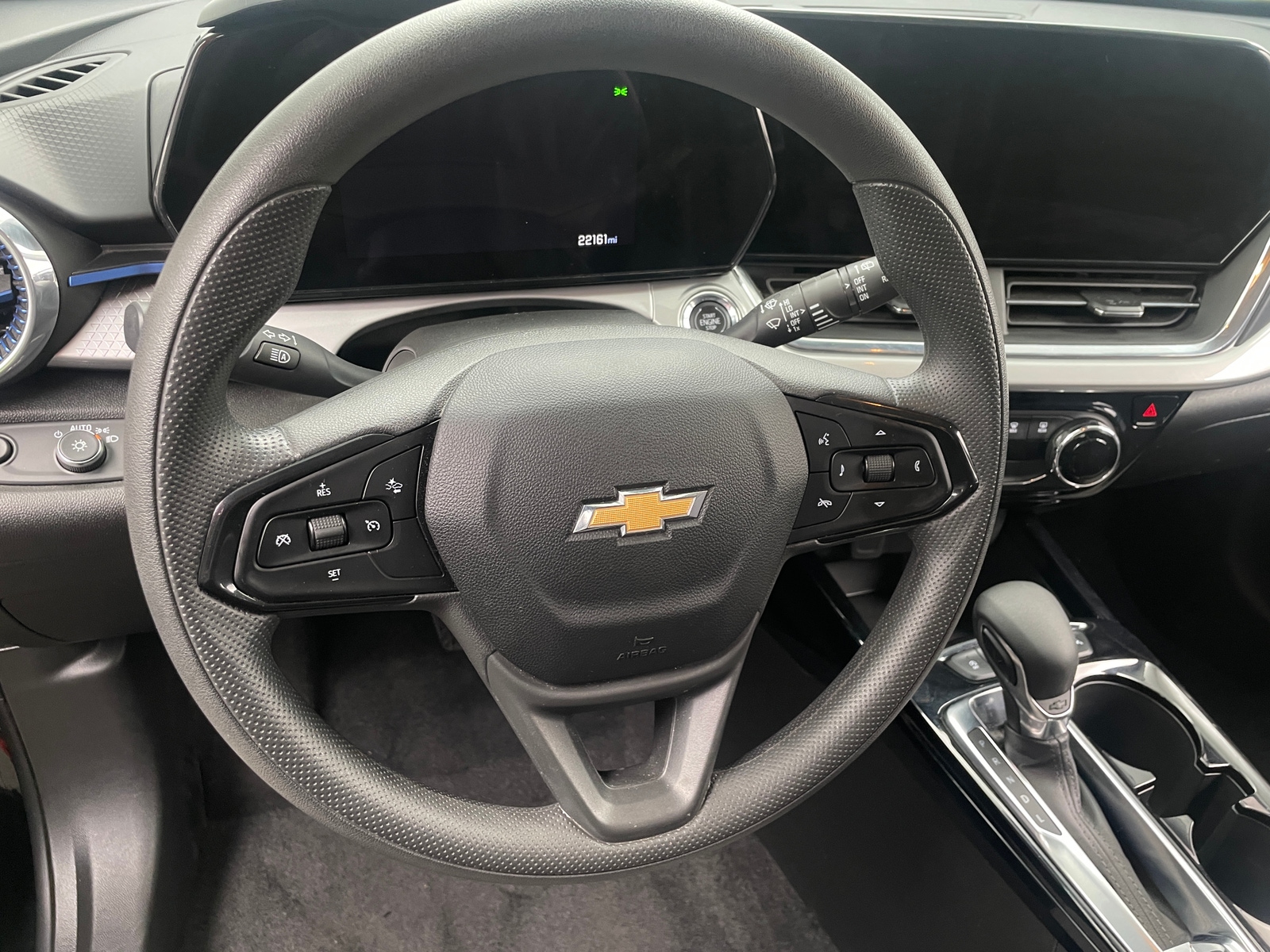 Thumbnail: 2025 Chevrolet Trax - 5