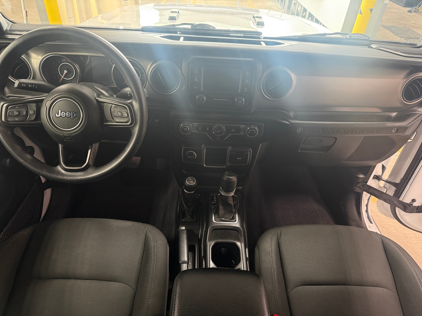 Thumbnail: 2021 Jeep Wrangler - 3