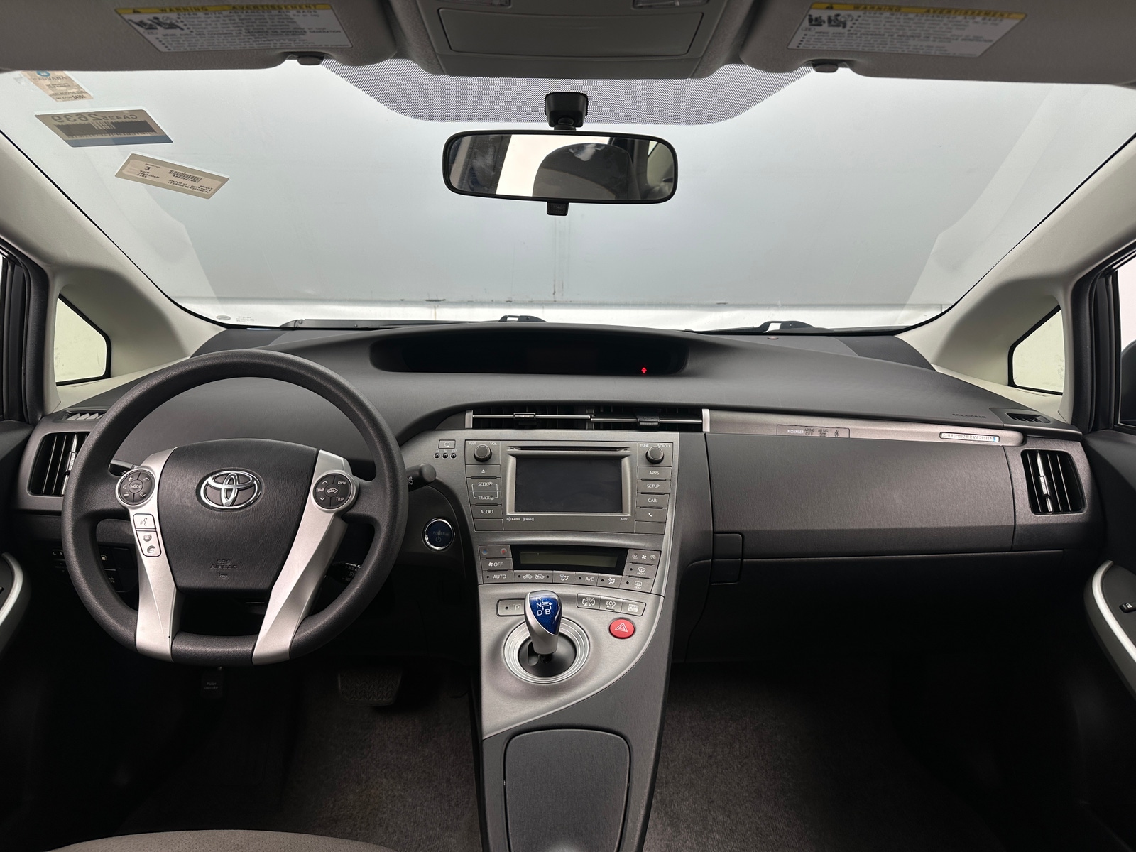 Thumbnail: 2015 Toyota Prius - 3