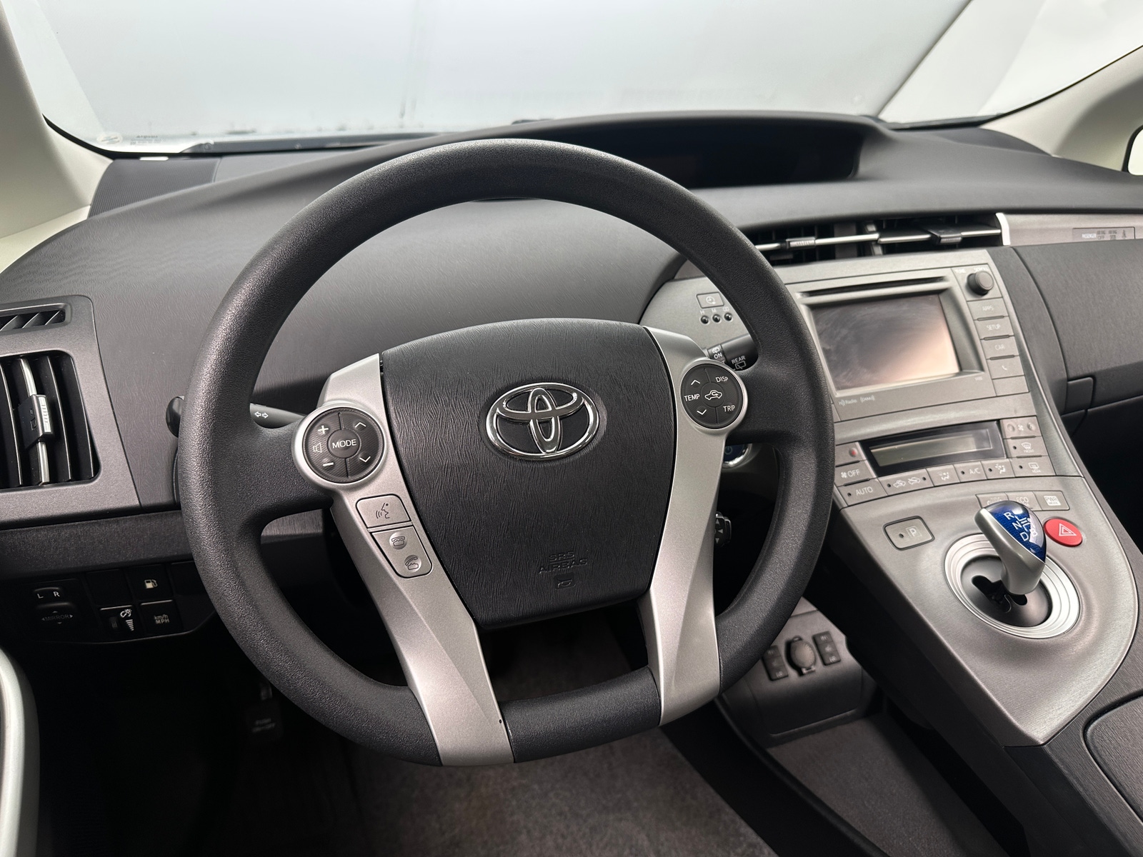 Thumbnail: 2015 Toyota Prius - 5