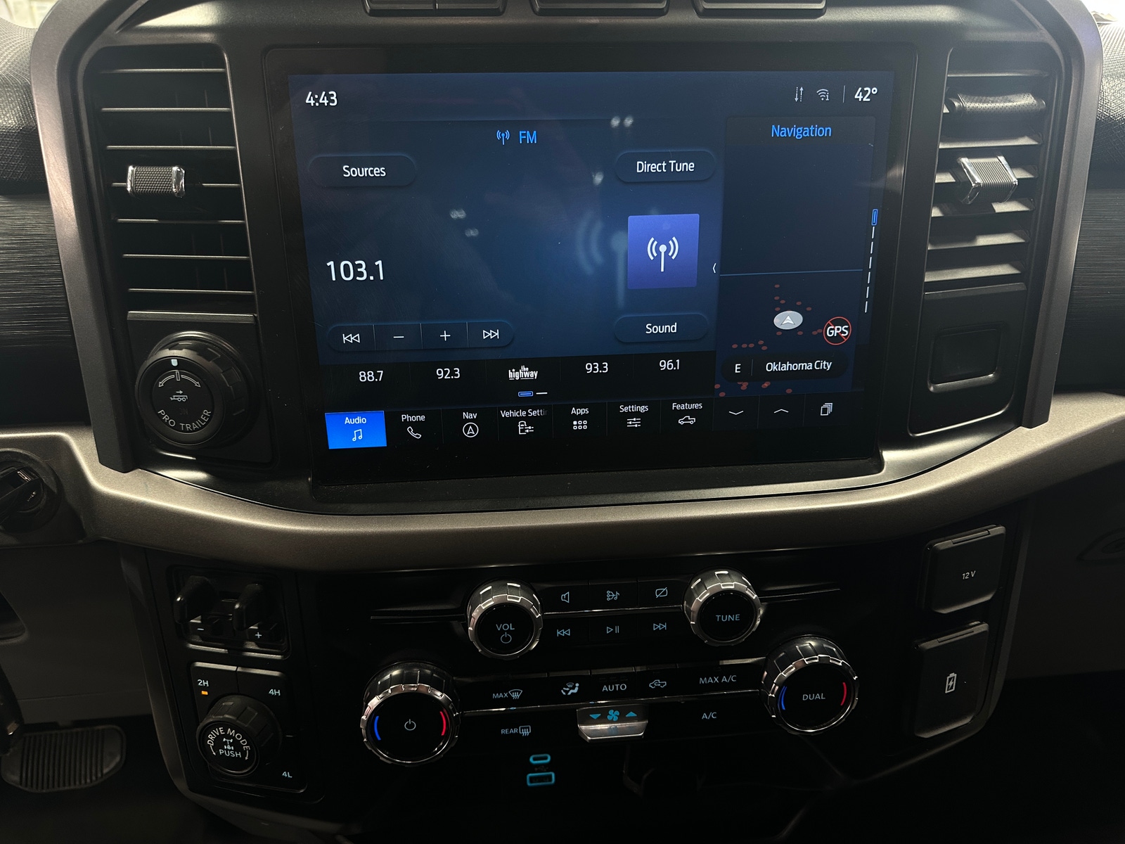 Thumbnail: 2024 Ford Econoline - 4