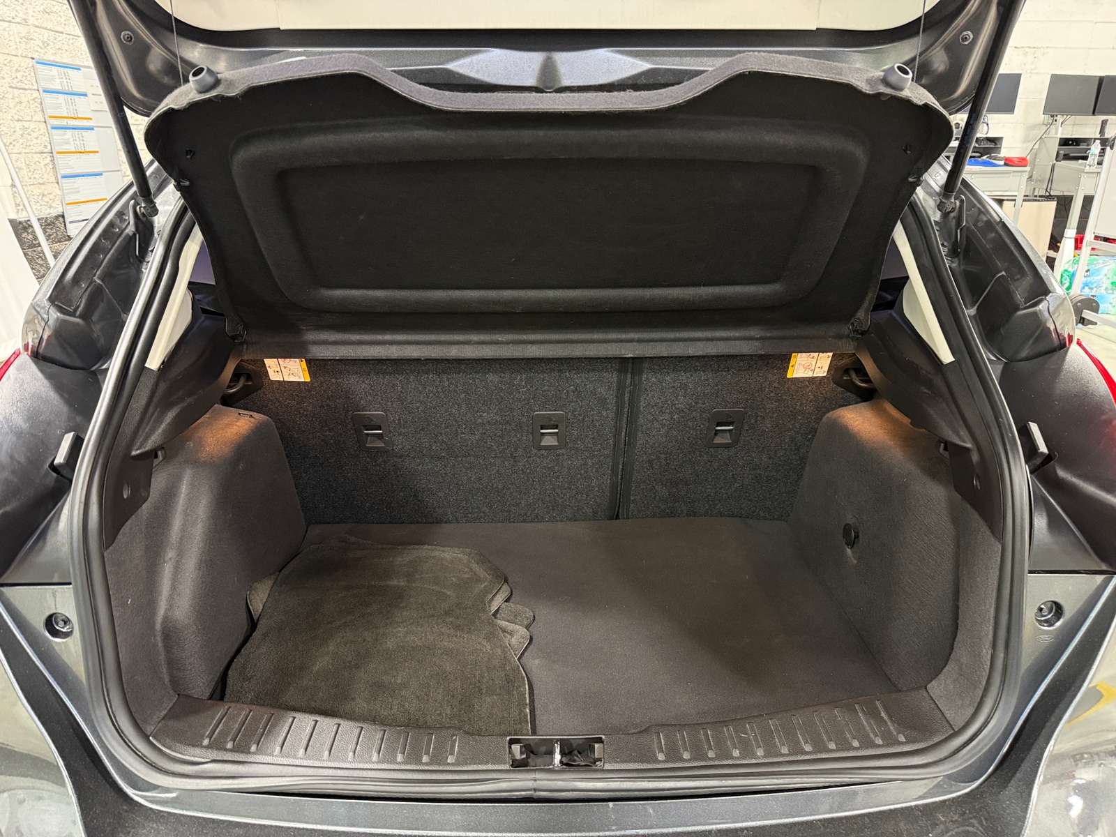 Thumbnail: 2017 Ford Focus - 7