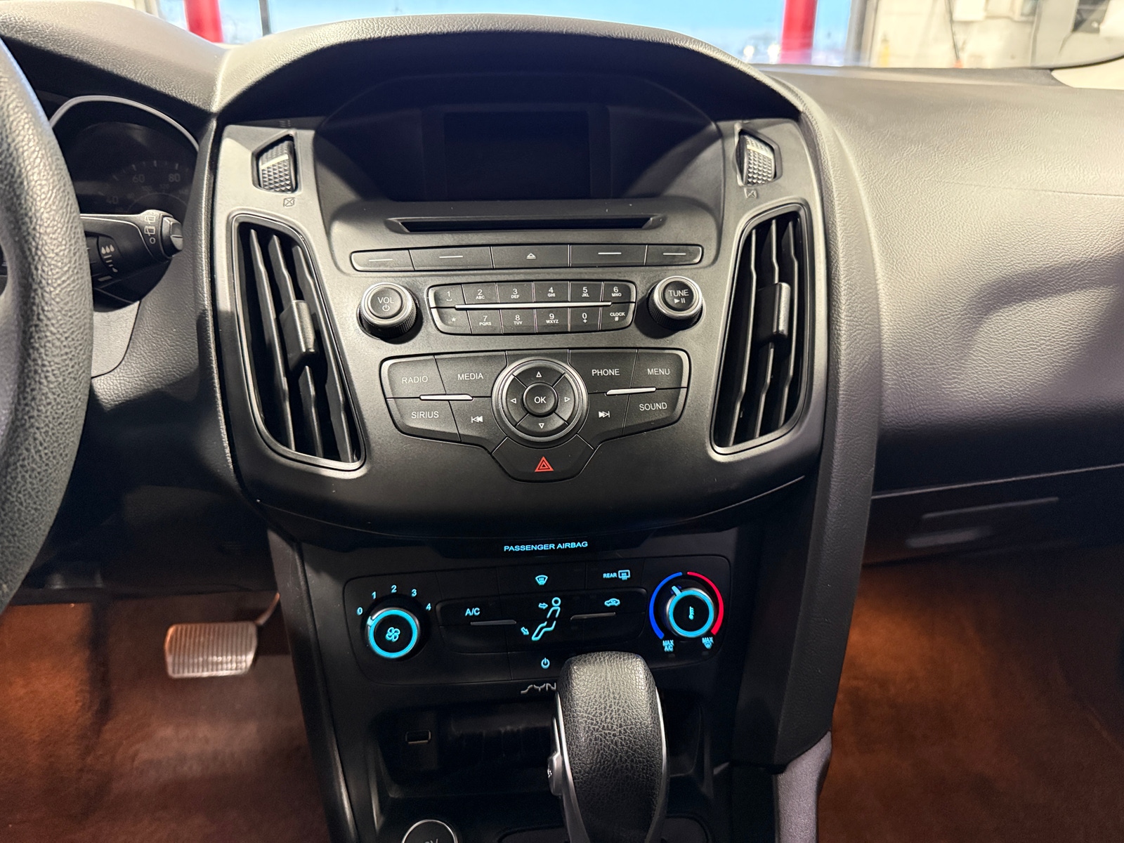 Thumbnail: 2017 Ford Focus - 4