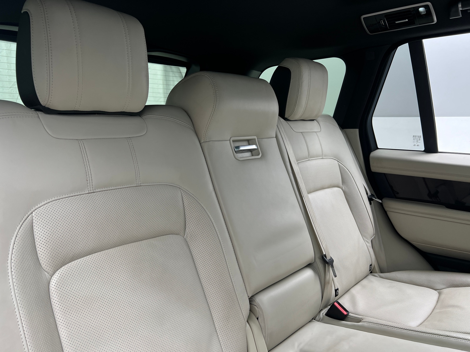 Thumbnail: 2021 Land Rover Range Rover - 5