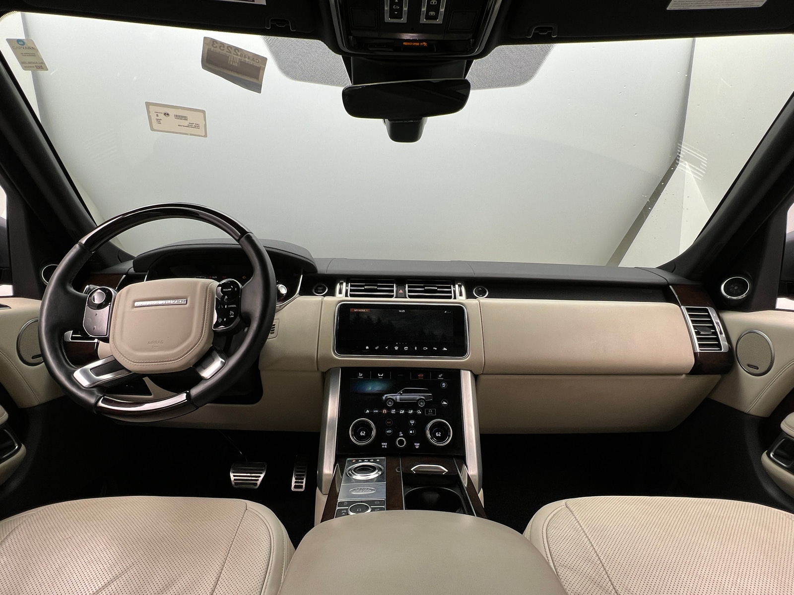 Thumbnail: 2021 Land Rover Range Rover - 2