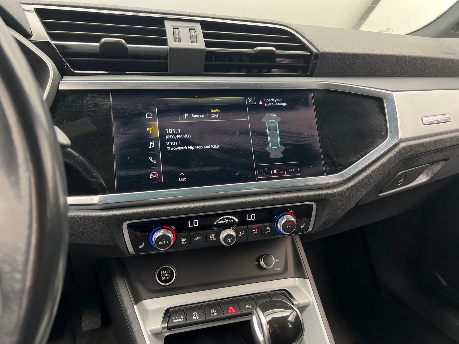 Thumbnail: 2021 Audi Q3 - 3