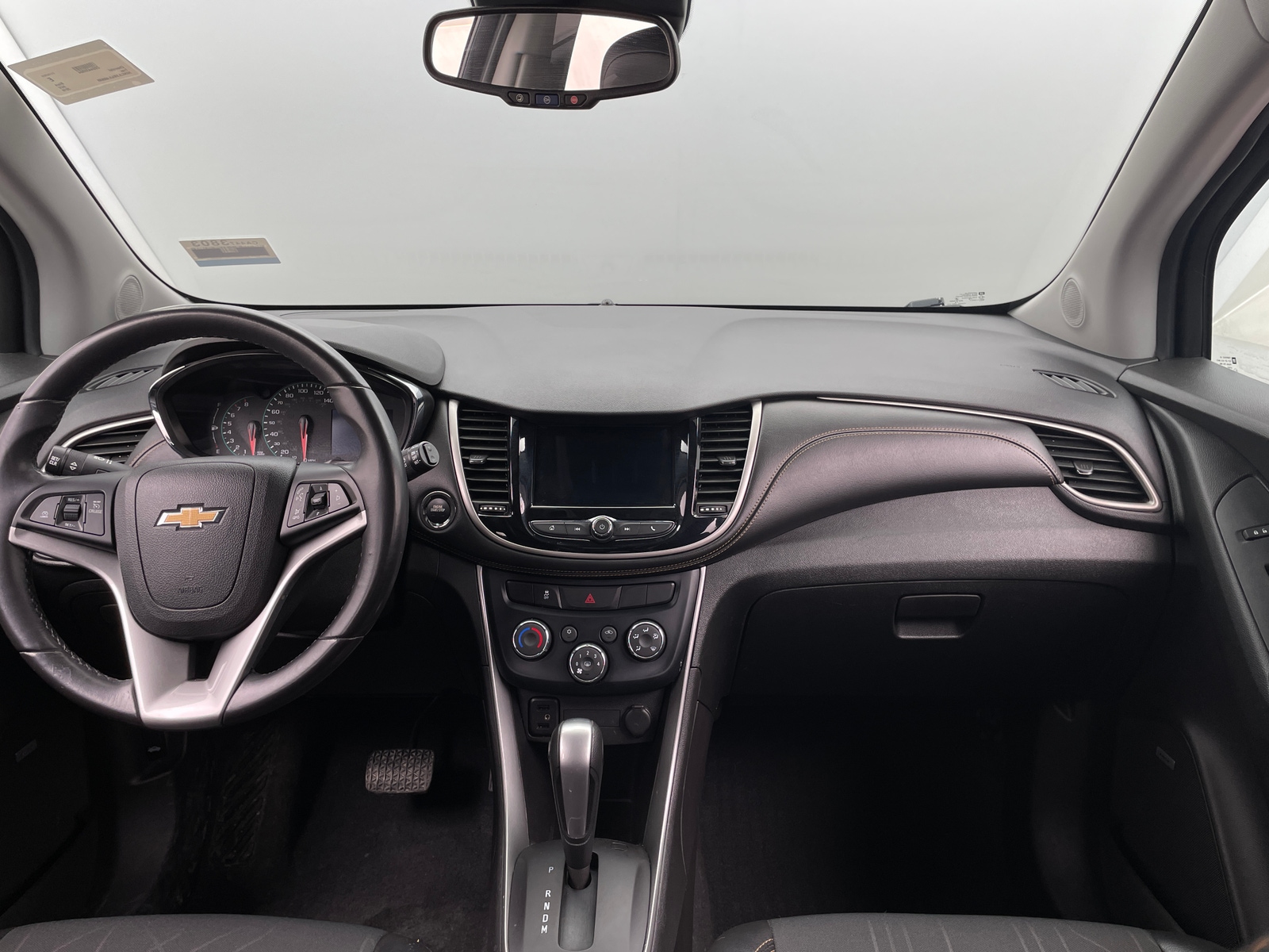 Thumbnail: 2018 Chevrolet Trax - 3