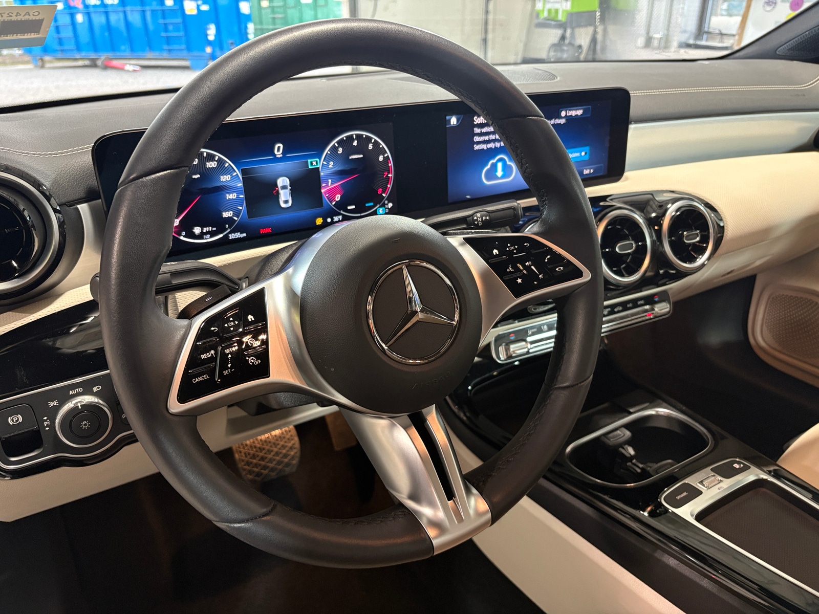 Thumbnail: 2025 Mercedes-Benz CLA - 4