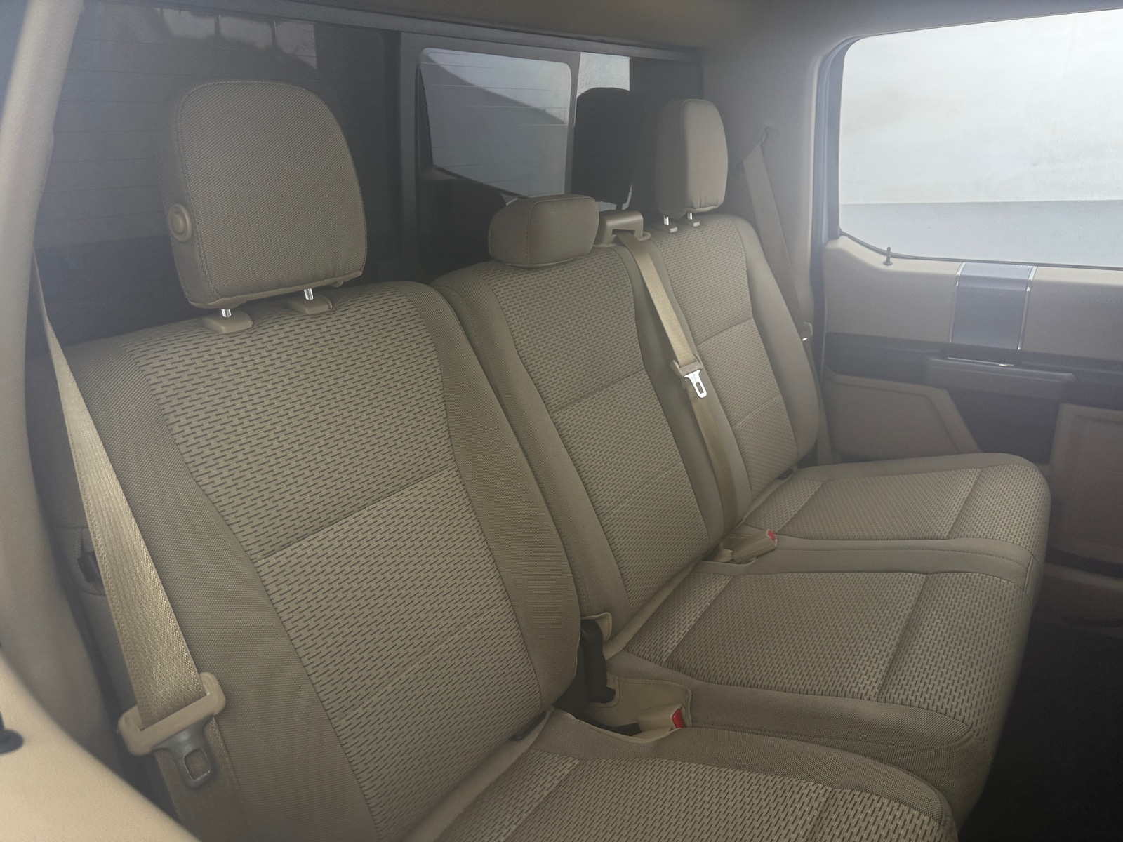 Thumbnail: 2017 Ford Econoline - 6