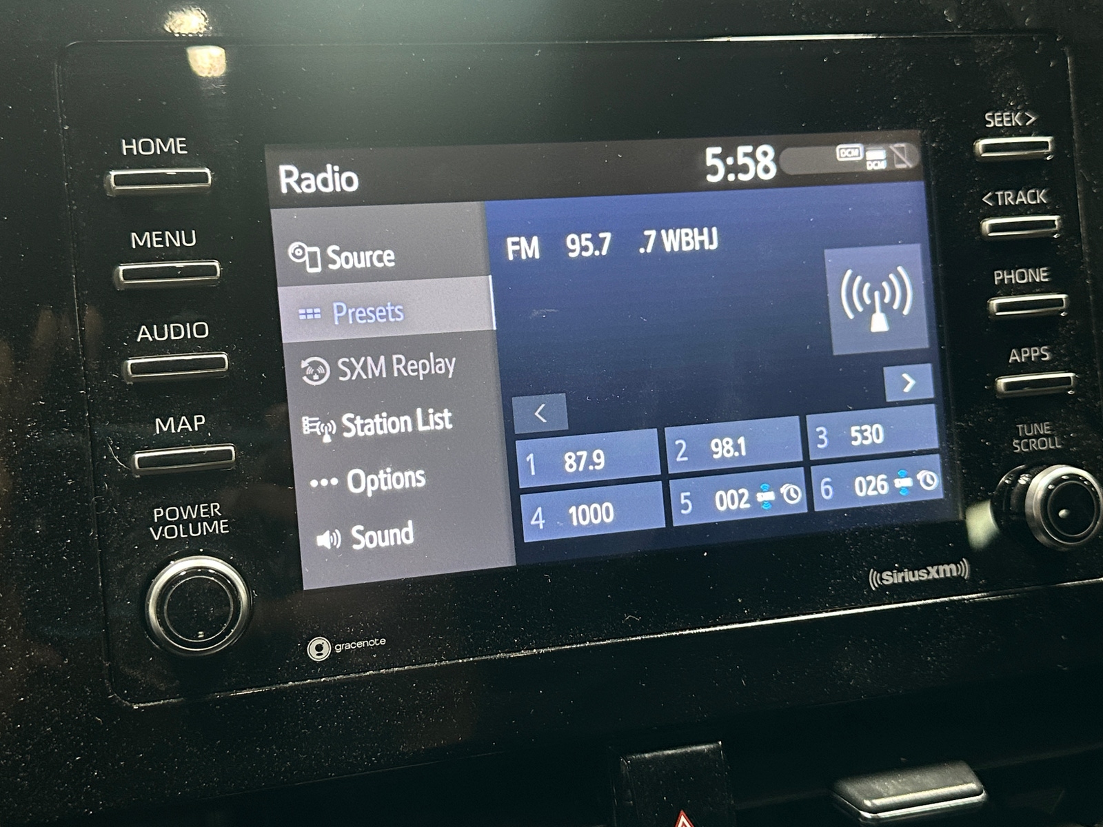 Thumbnail: 2022 Toyota Camry - 4