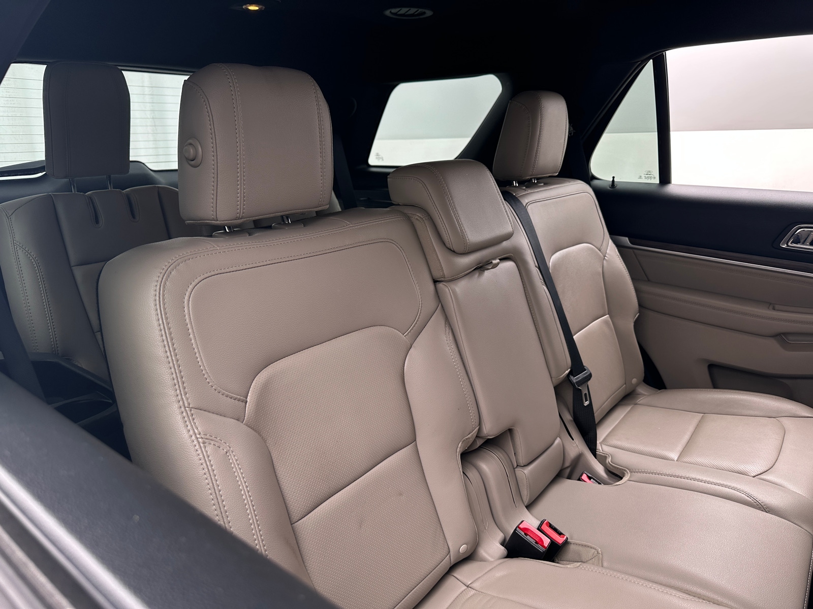 Thumbnail: 2018 Ford Explorer - 5