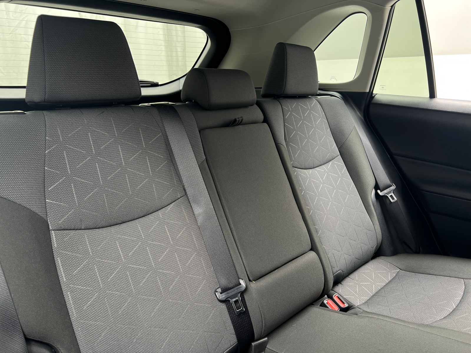 Thumbnail: 2025 Toyota RAV4 - 6