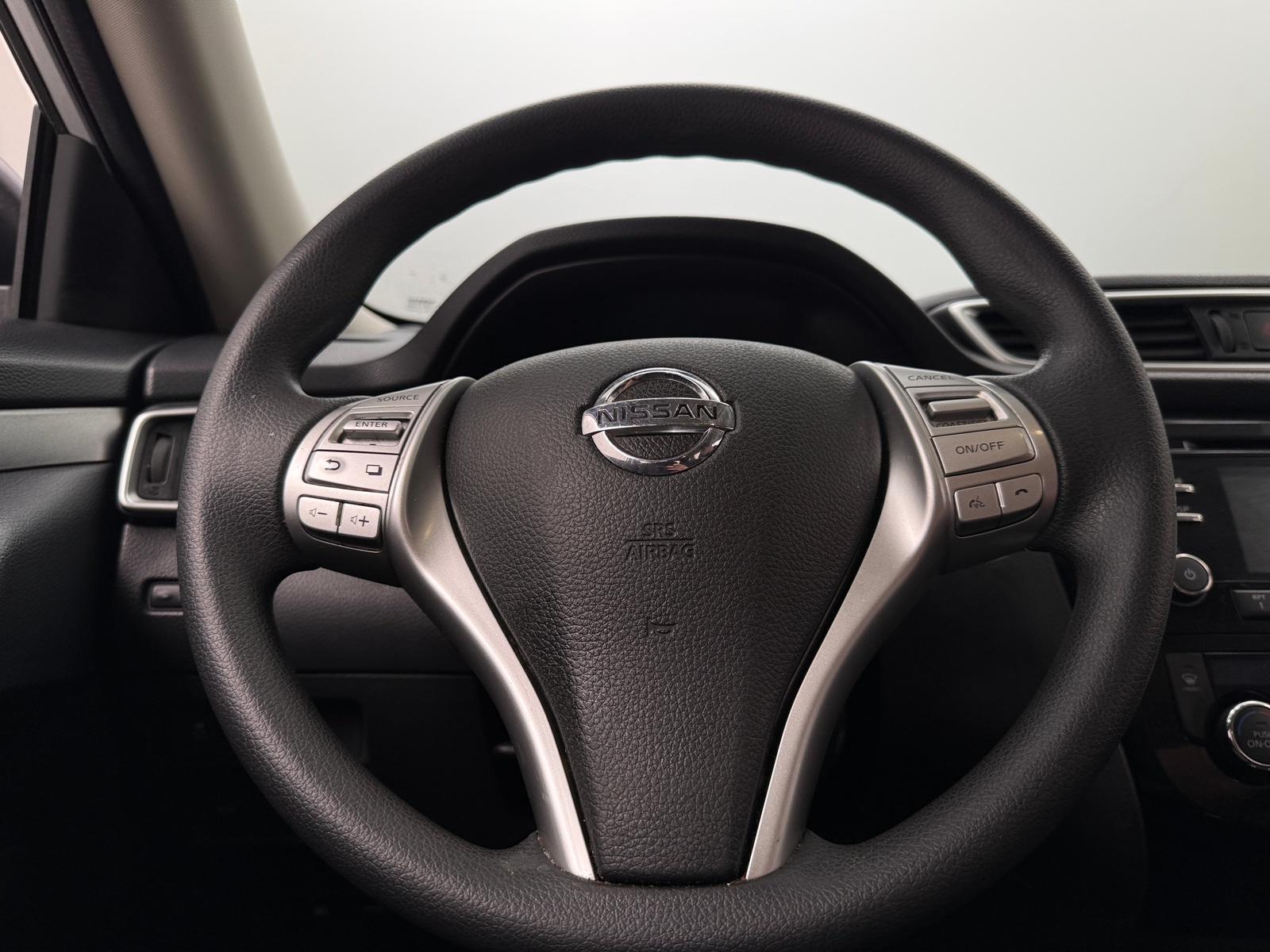 Thumbnail: 2016 Nissan Rogue - 5