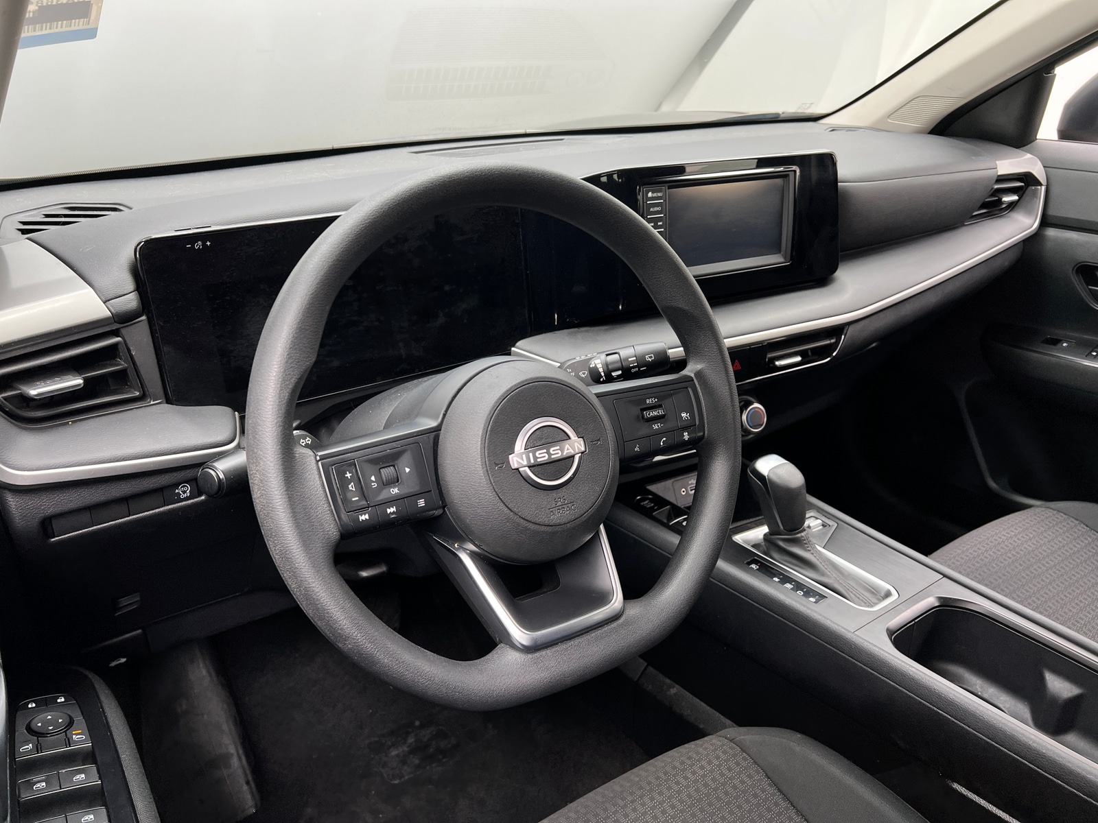 Thumbnail: 2025 Nissan Kicks - 5