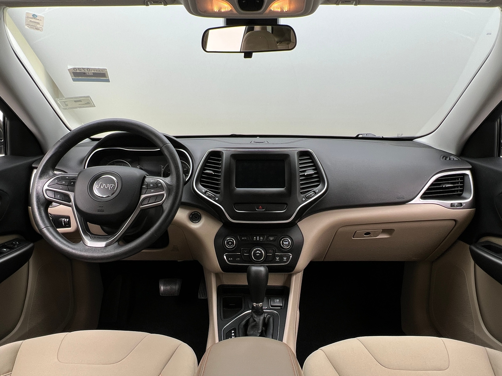 Thumbnail: 2019 Jeep Cherokee - 3