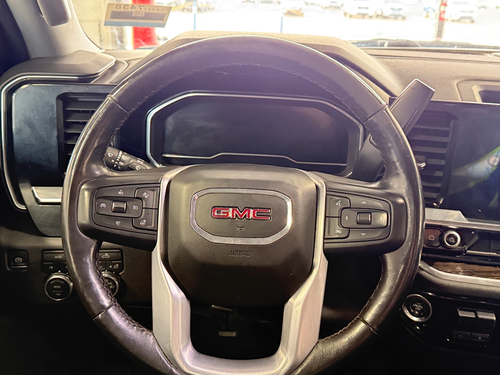 Thumbnail: 2022 GMC Sierra 1500 - 5