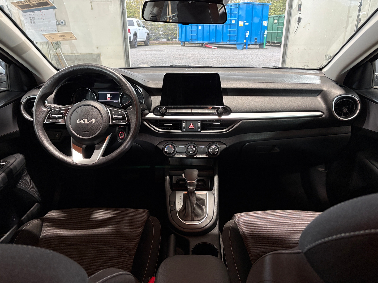 Thumbnail: 2024 Kia Forte - 3