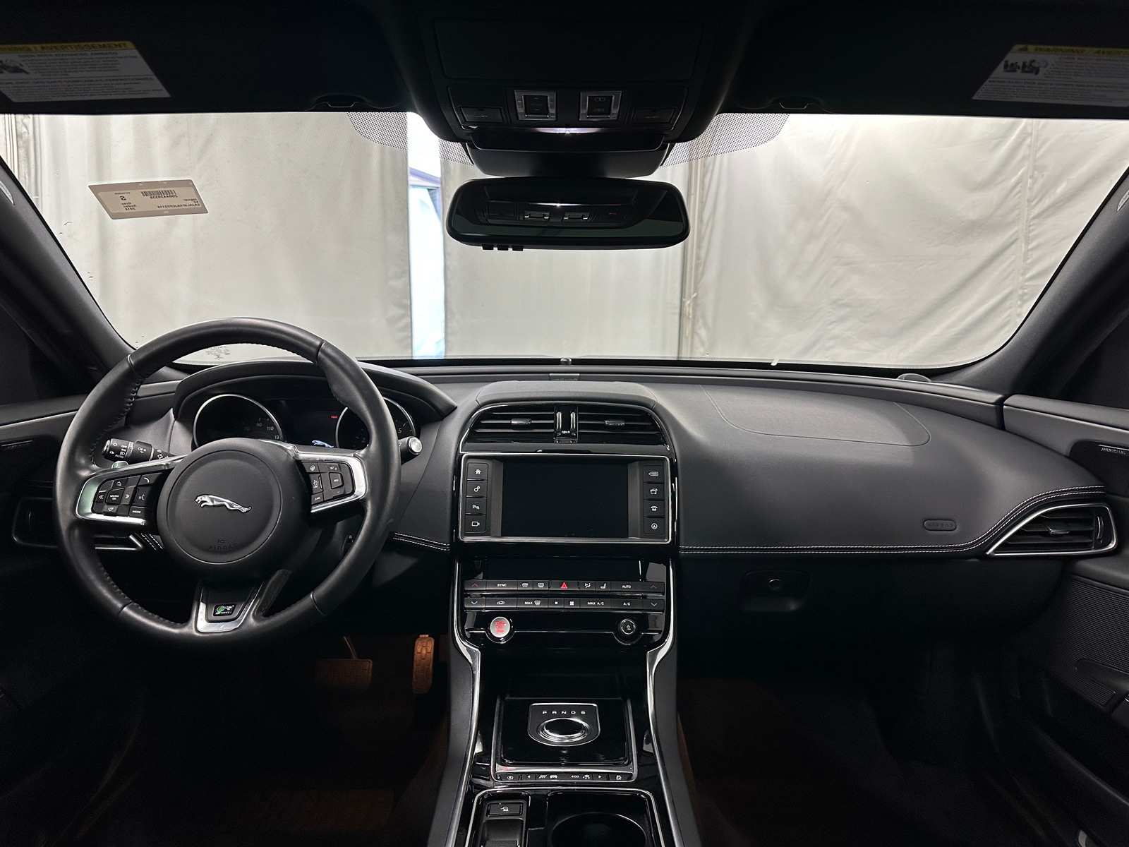 Thumbnail: 2018 Jaguar XE - 2