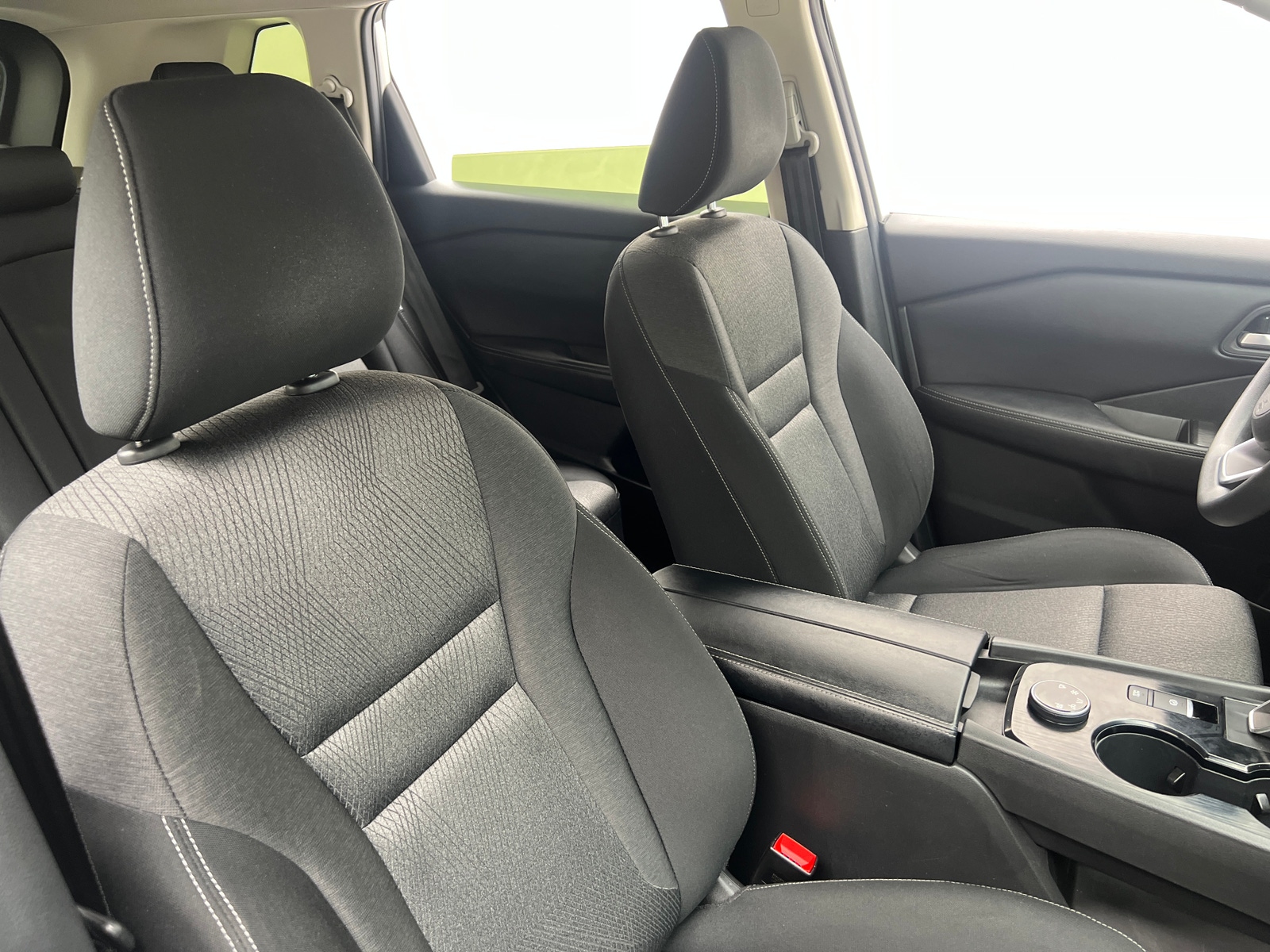 Thumbnail: 2024 Nissan Rogue - 2