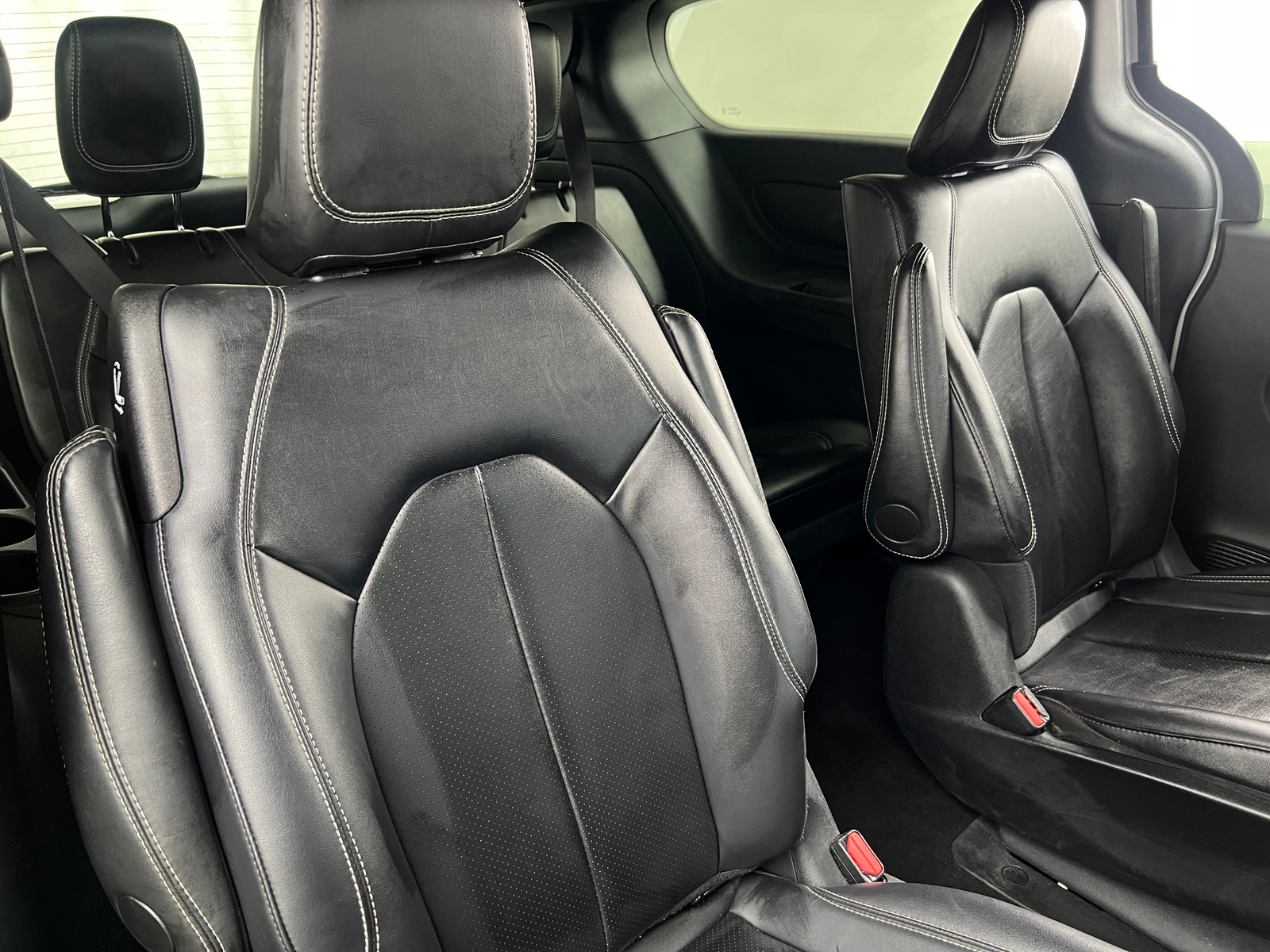 Thumbnail: 2024 Chrysler Pacifica - 5